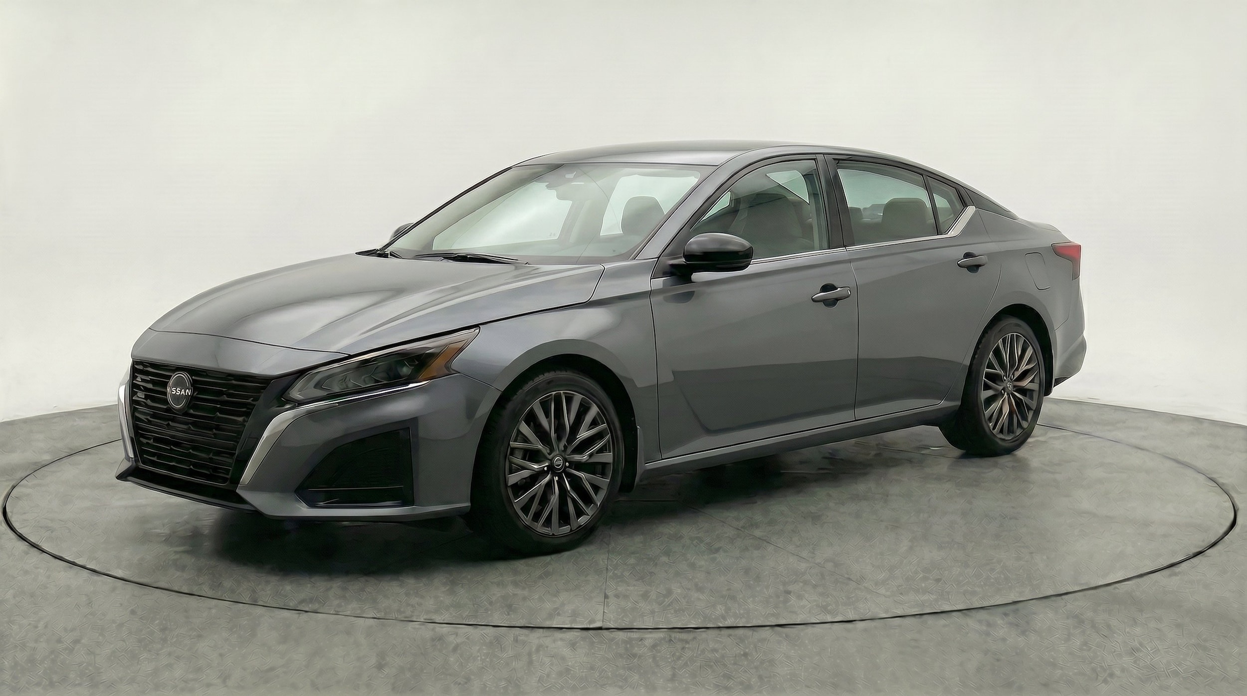 Thumbnail: 2025 Nissan Altima - 3