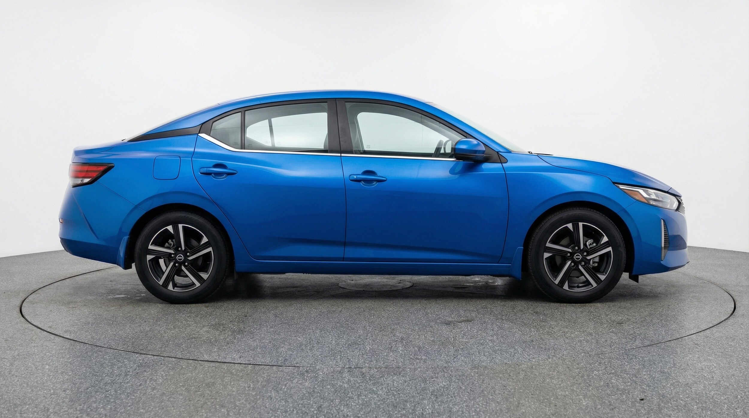 Thumbnail: 2025 Nissan Sentra - 8