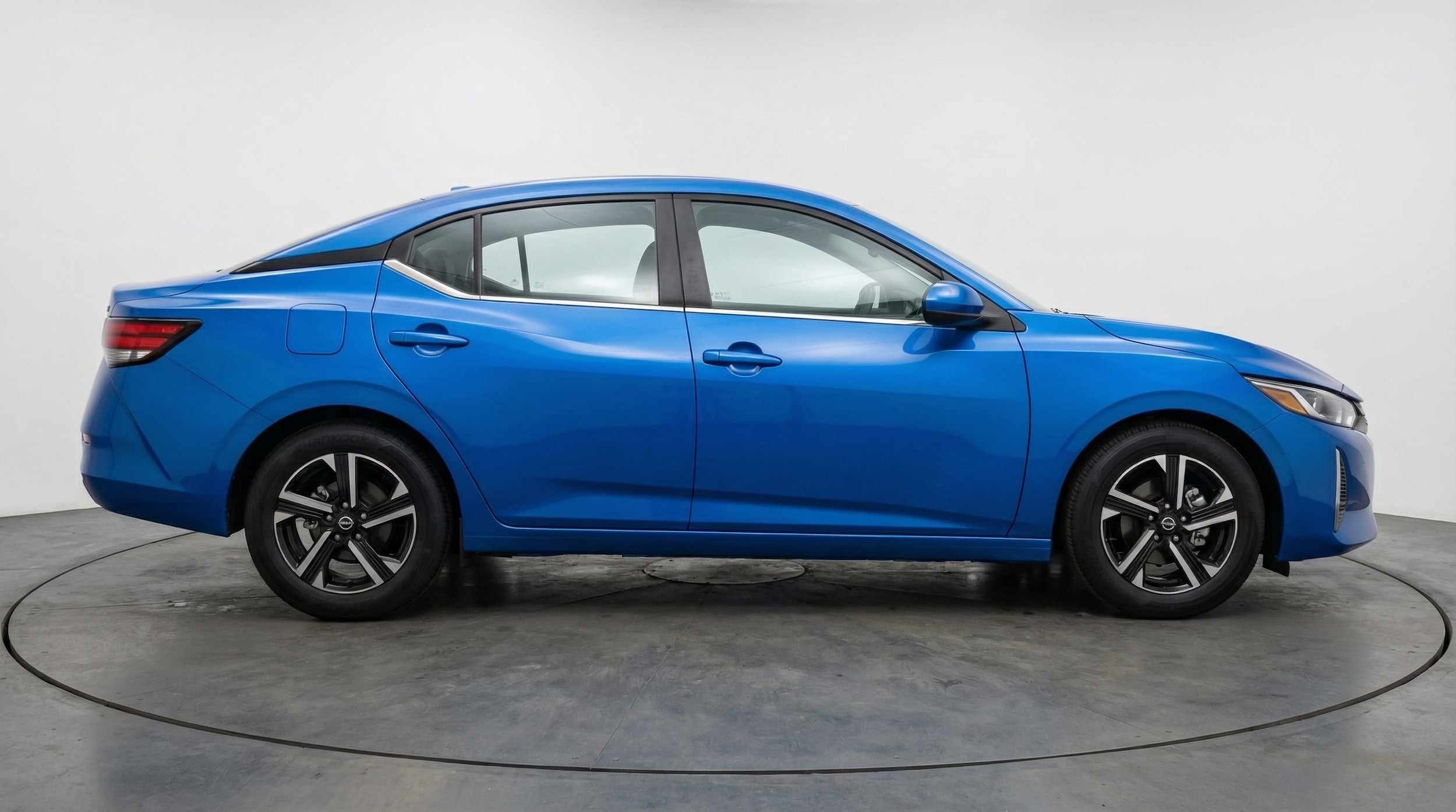 Thumbnail: 2025 Nissan Sentra - 8