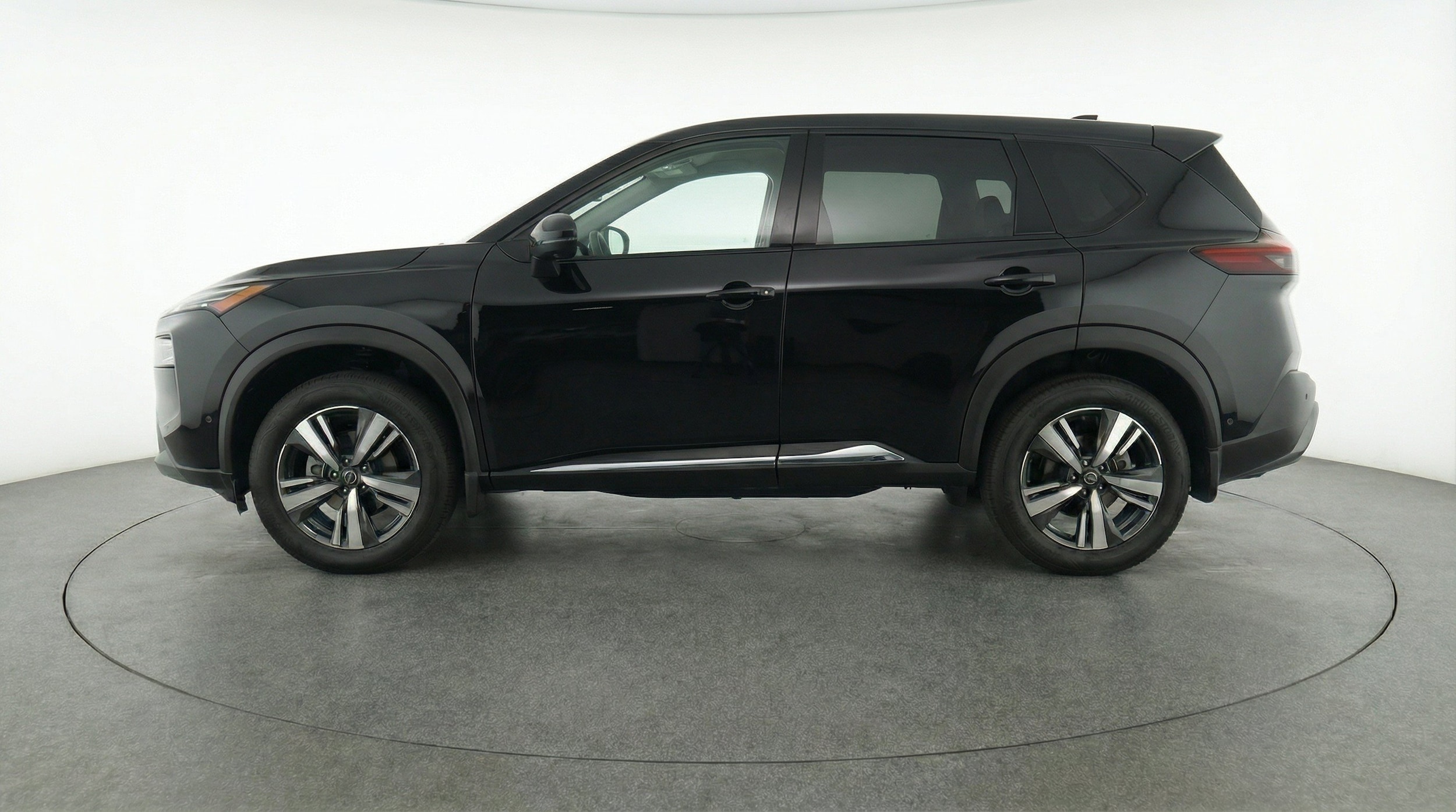 Thumbnail: 2026 Nissan Rogue - 5