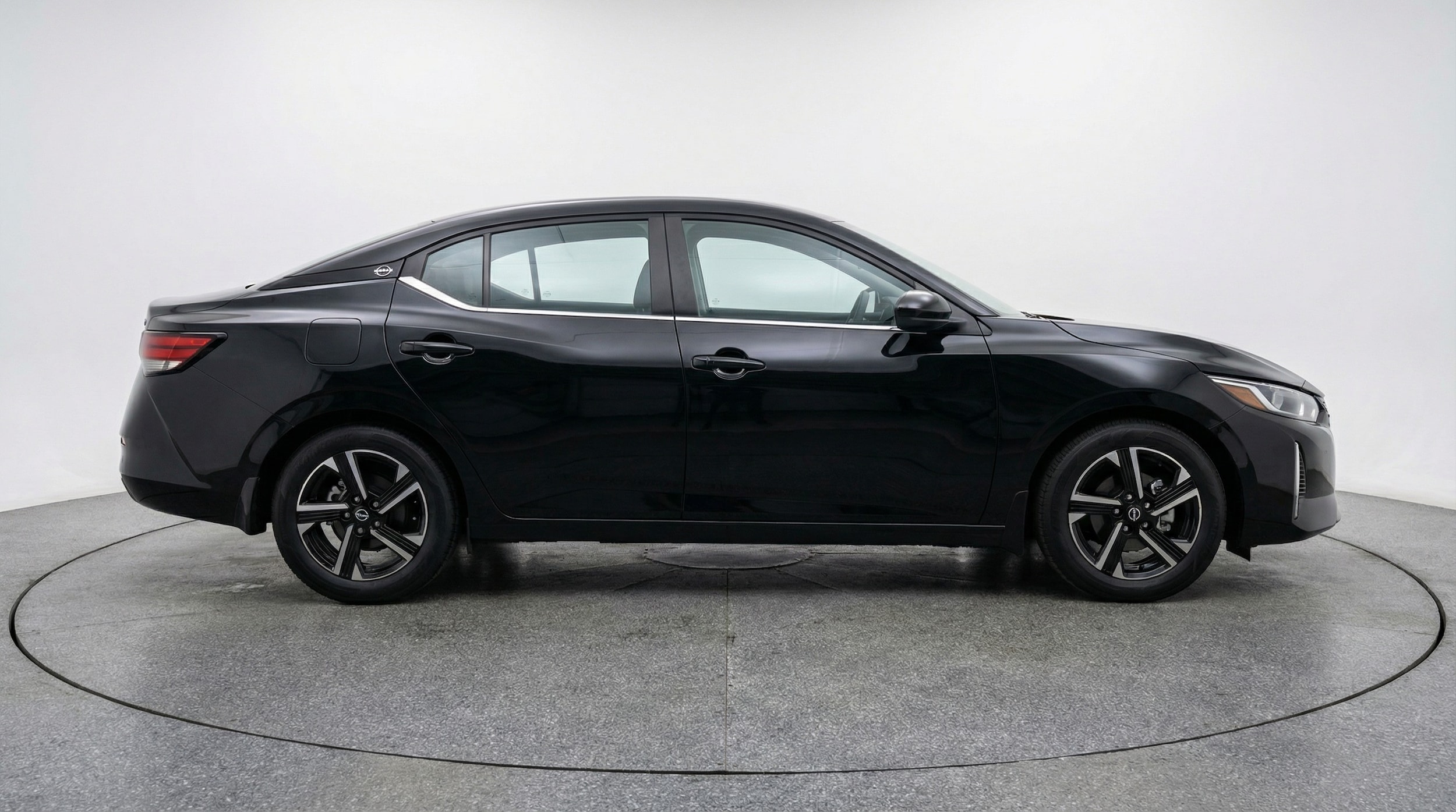 Thumbnail: 2025 Nissan Sentra - 8