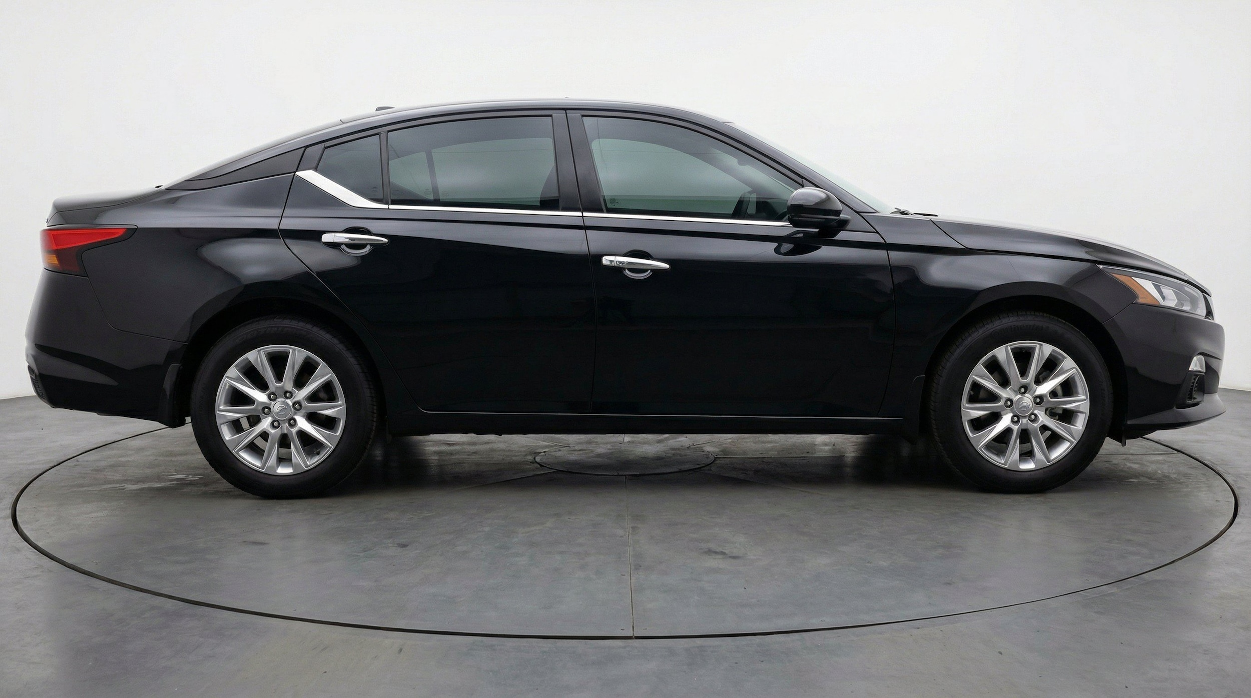 Thumbnail: 2025 Nissan Altima - 11