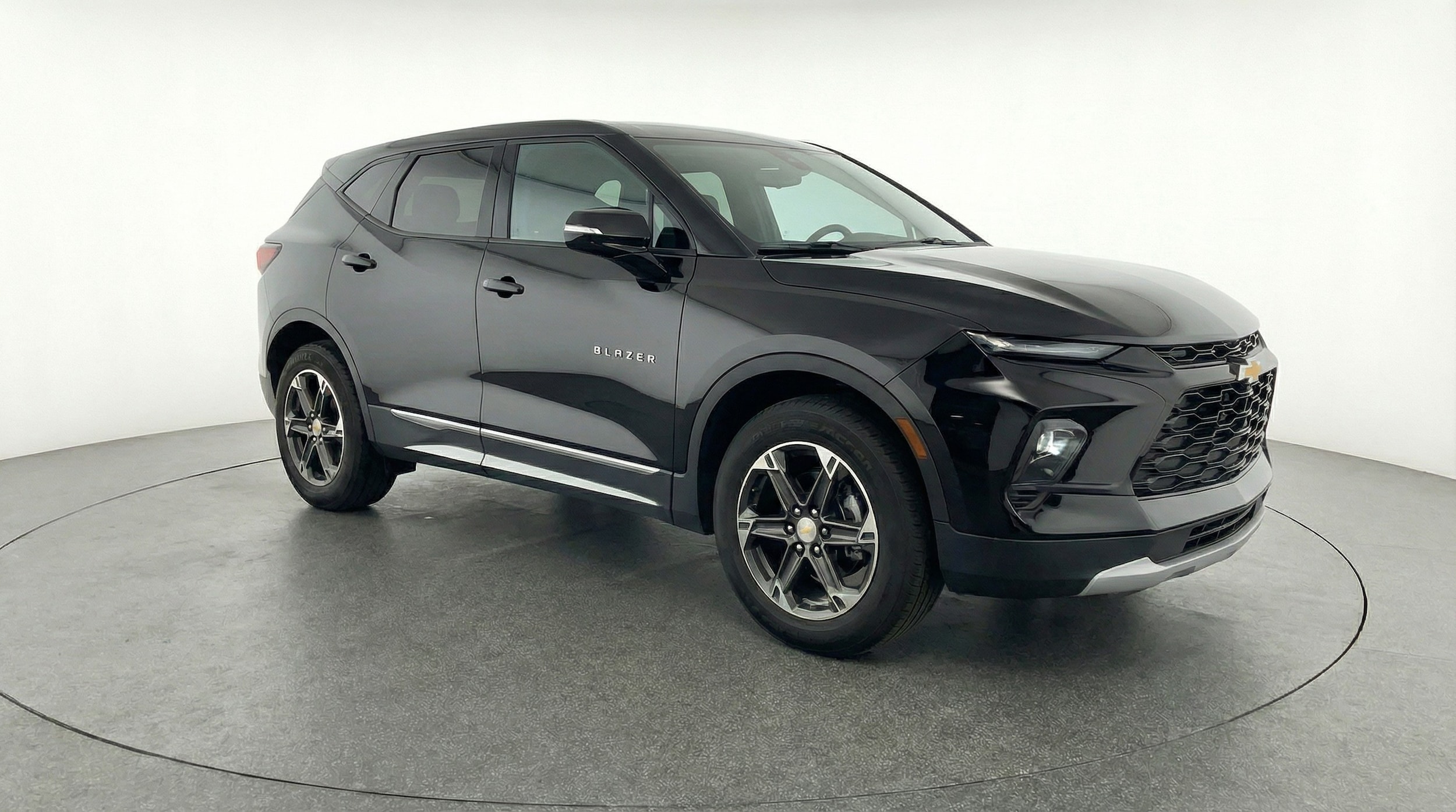 Thumbnail: 2025 Chevrolet Blazer - 1