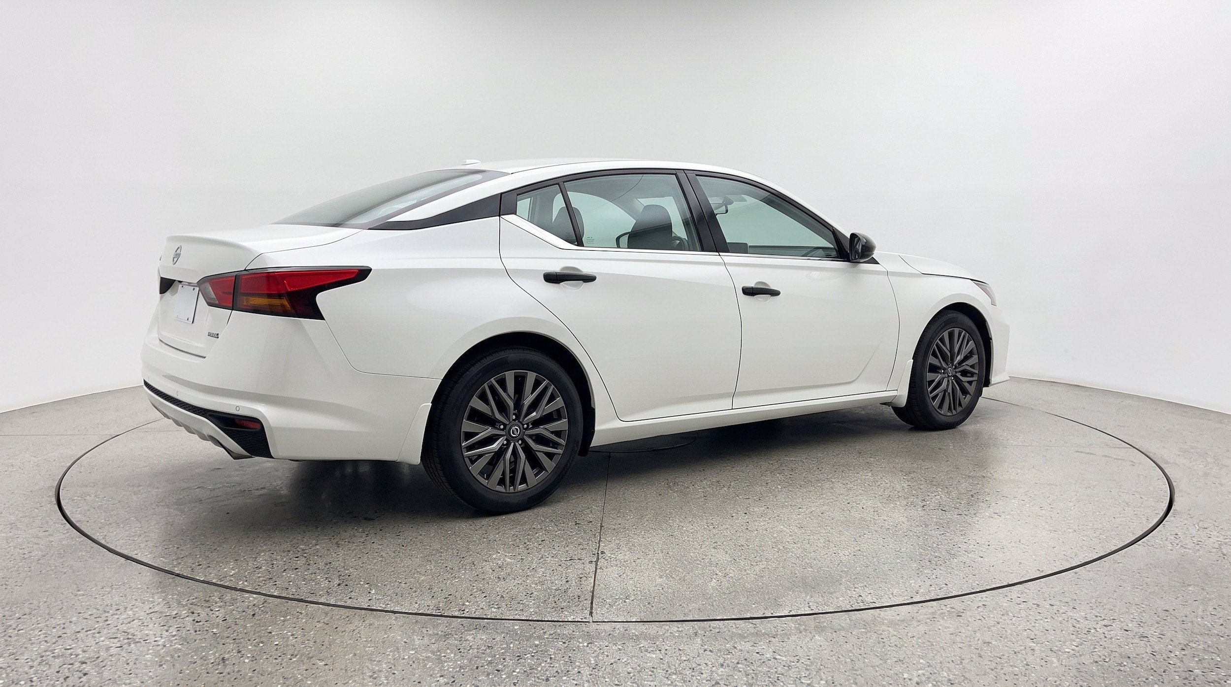 Thumbnail: 2025 Nissan Altima - 9