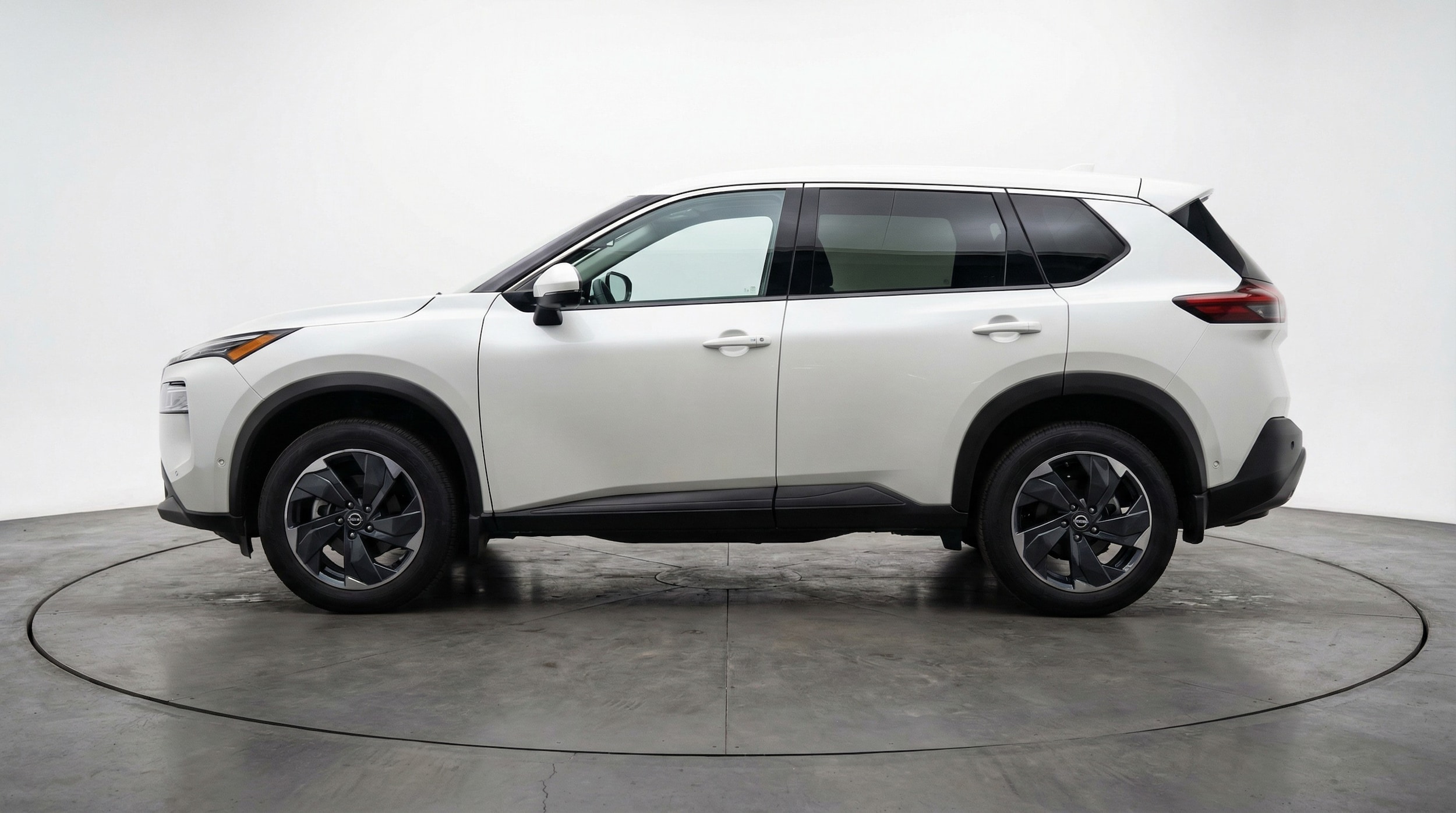 Thumbnail: 2025 Nissan Rogue - 4