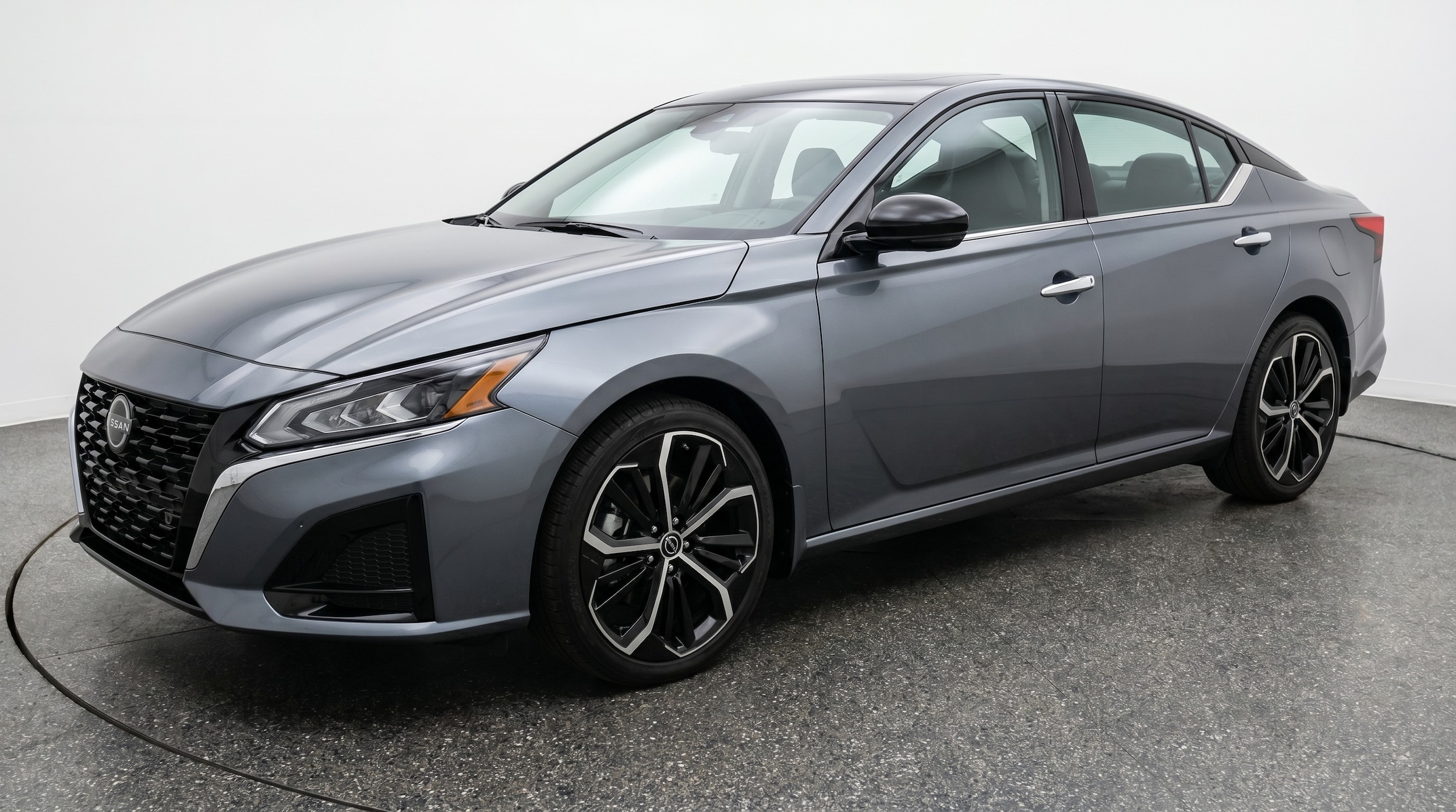 Thumbnail: 2025 Nissan Altima - 3