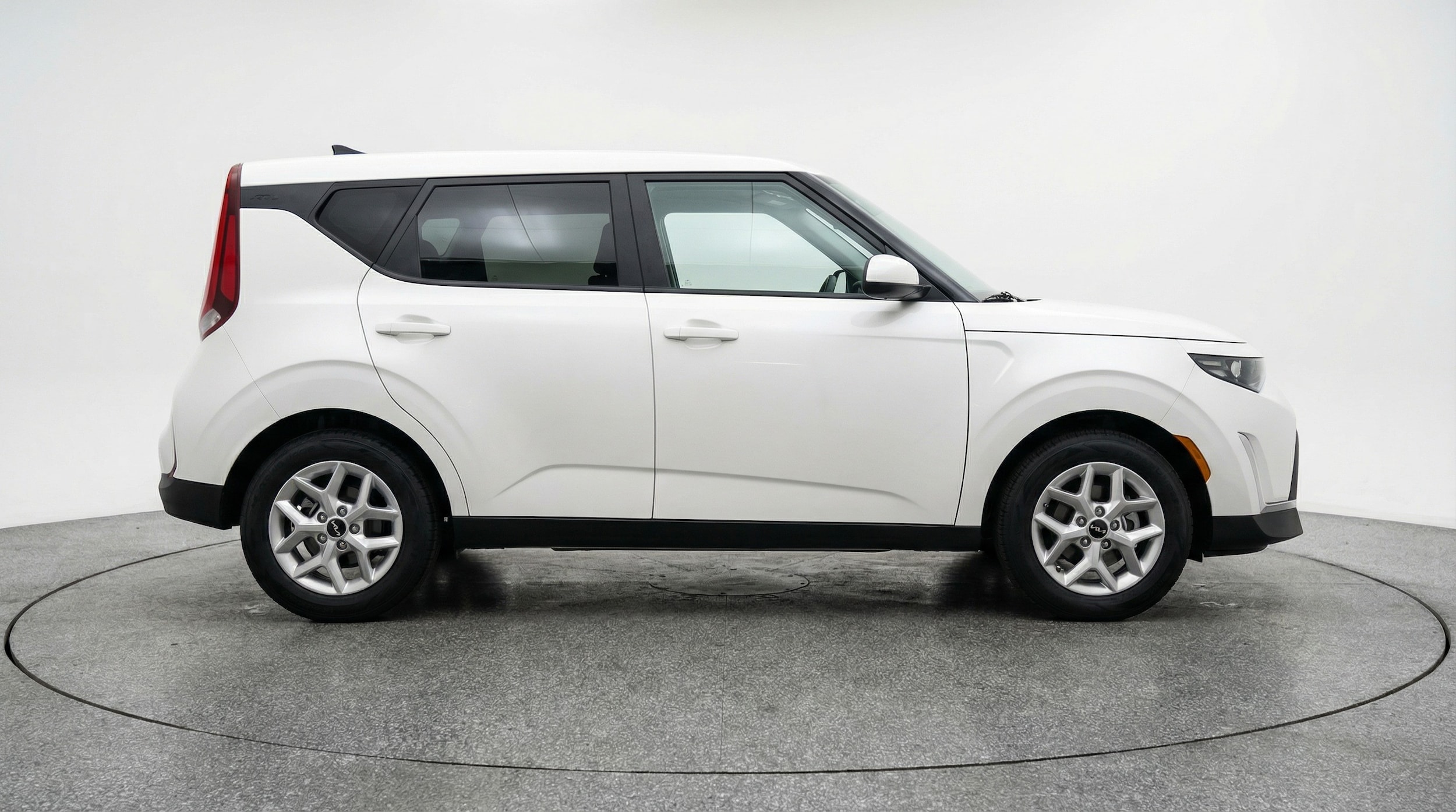 Thumbnail: 2025 Kia Soul - 8