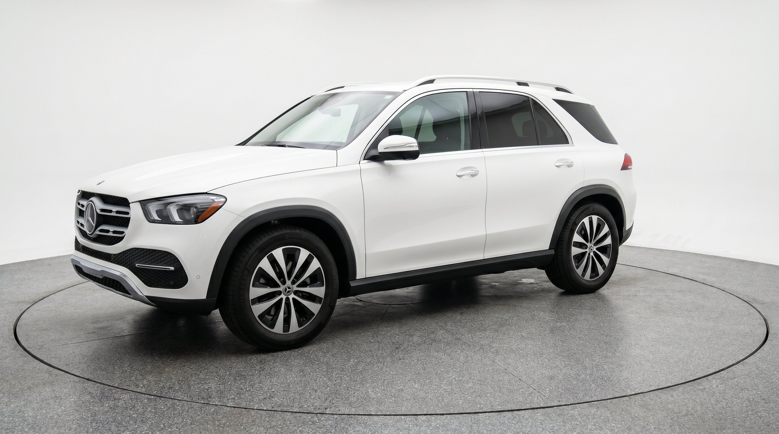 Thumbnail: 2026 Mercedes-Benz GLE - 3