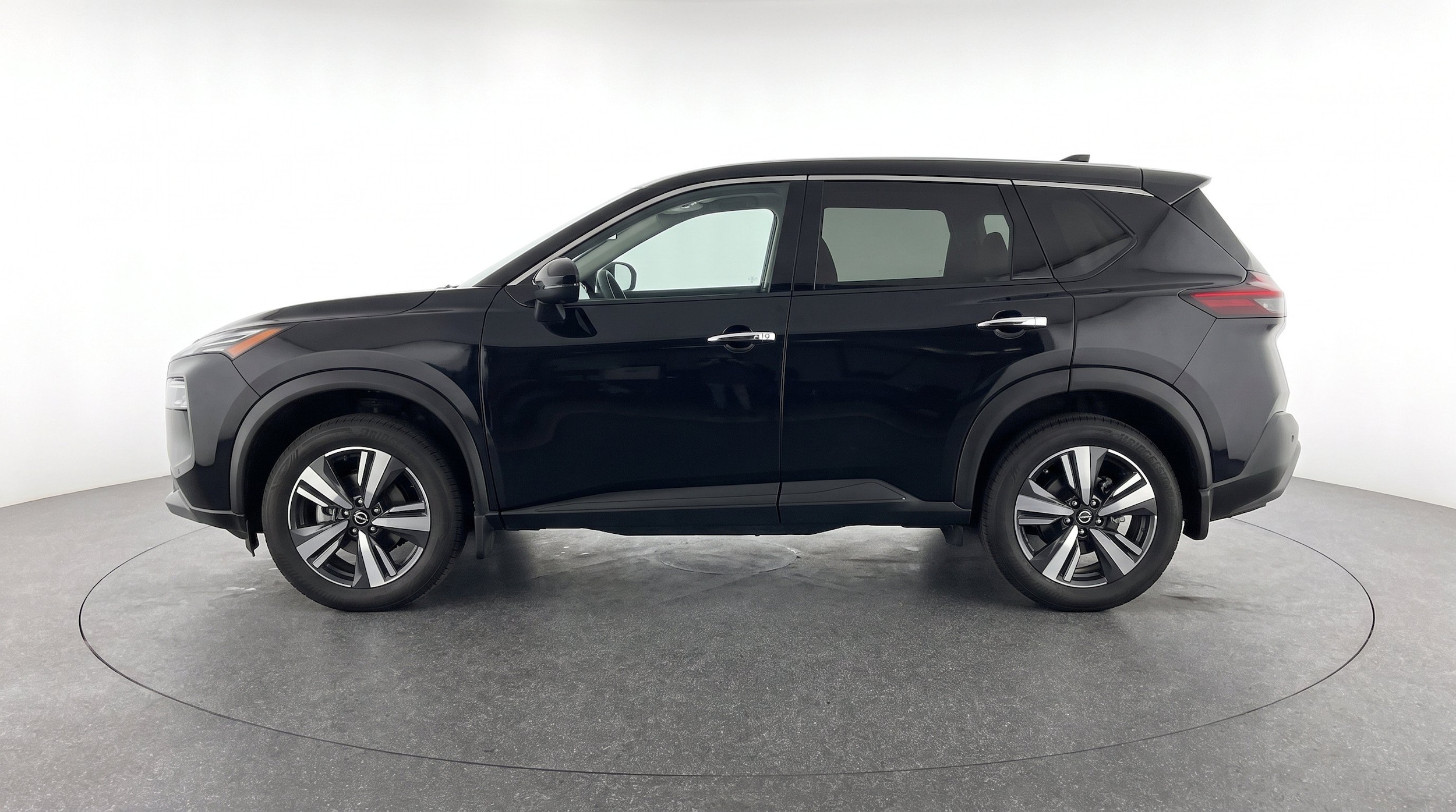 Thumbnail: 2026 Nissan Rogue - 5