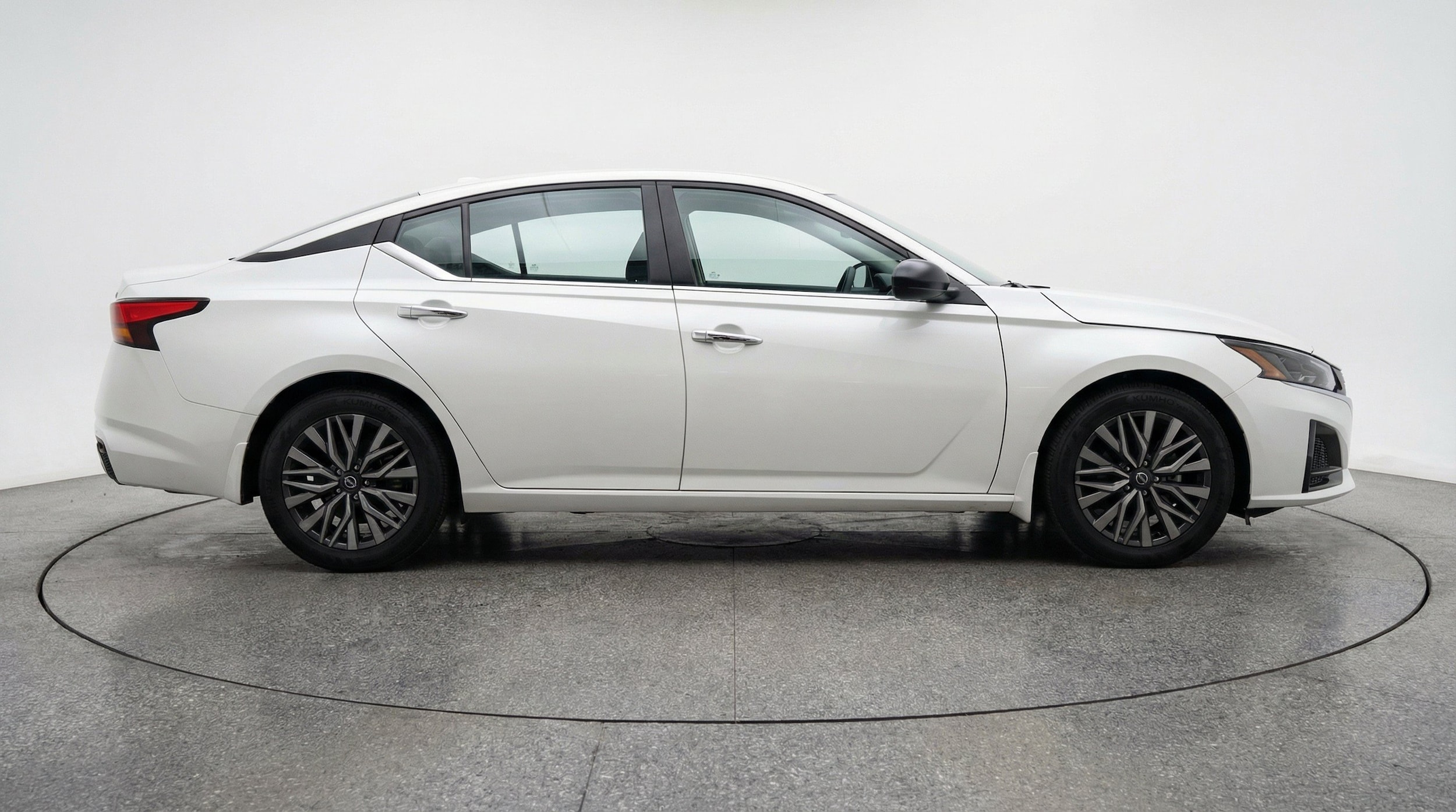 Thumbnail: 2025 Nissan Altima - 11