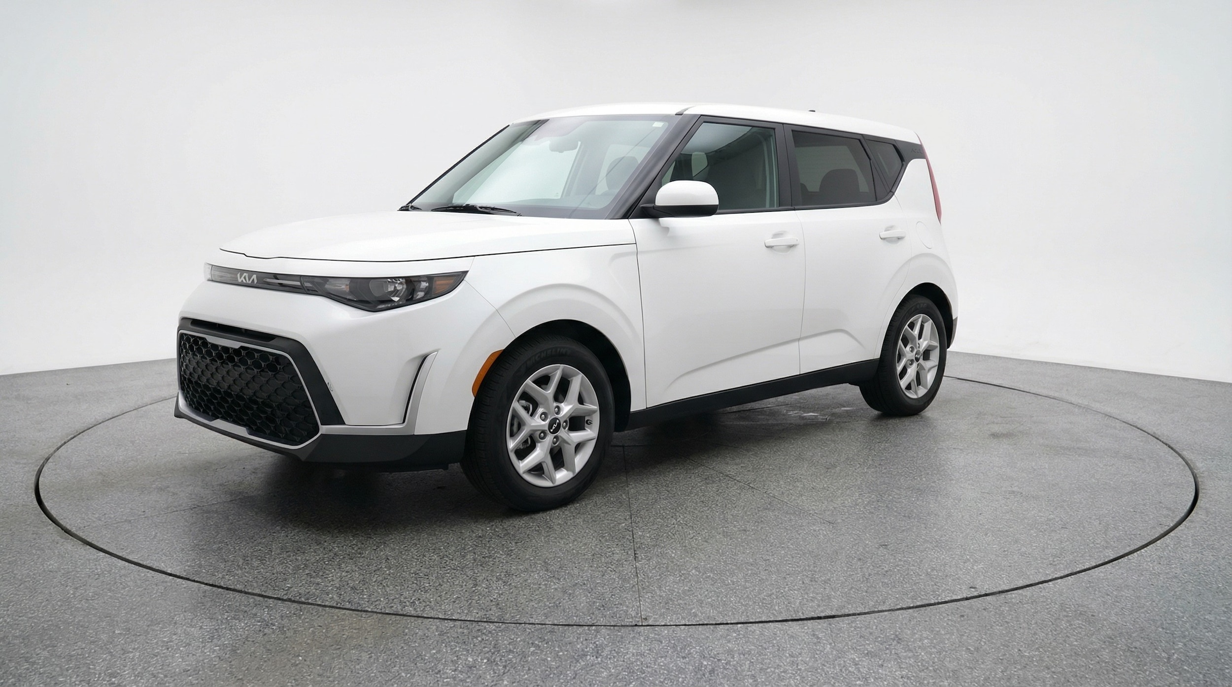 Thumbnail: 2025 Kia Soul - 3