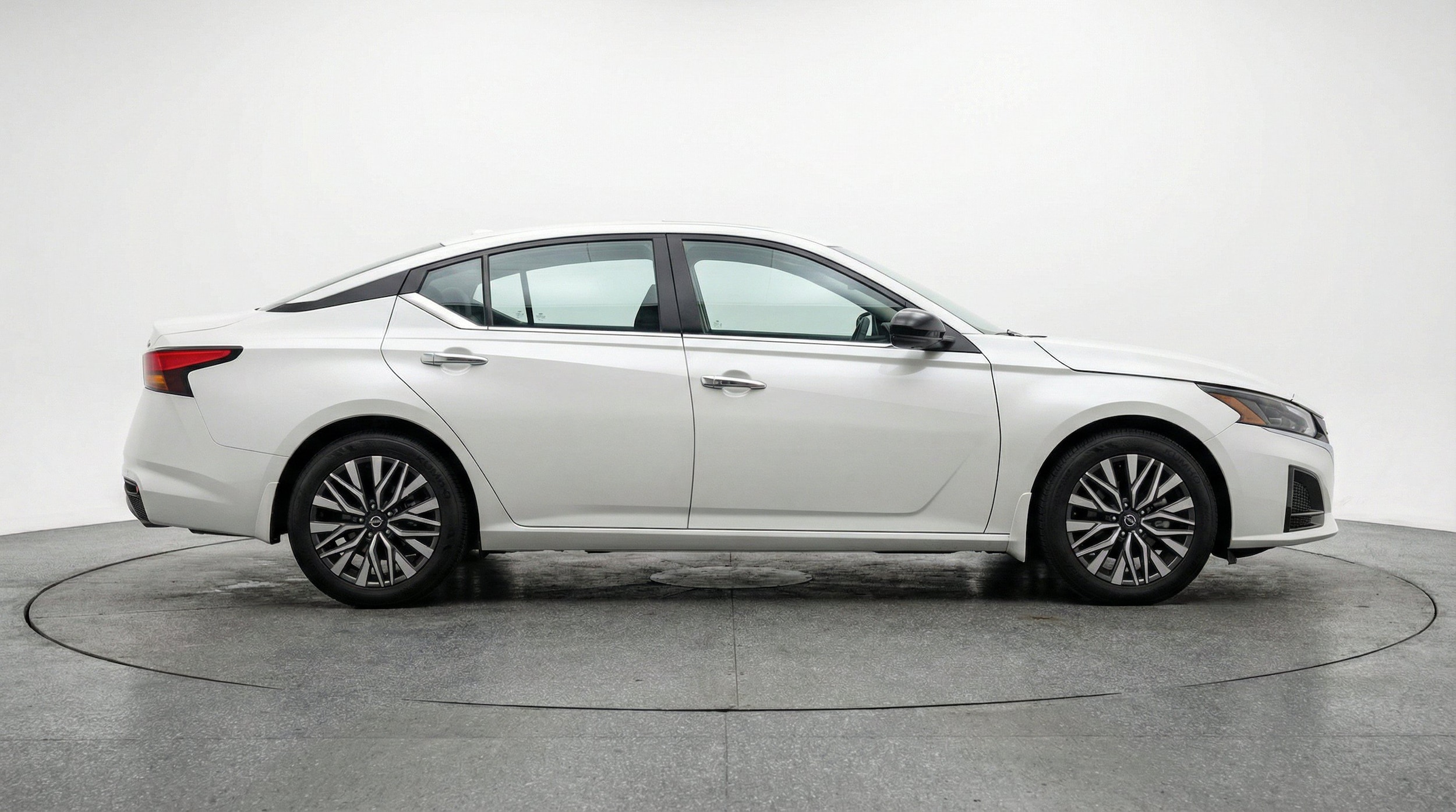 Thumbnail: 2025 Nissan Altima - 11