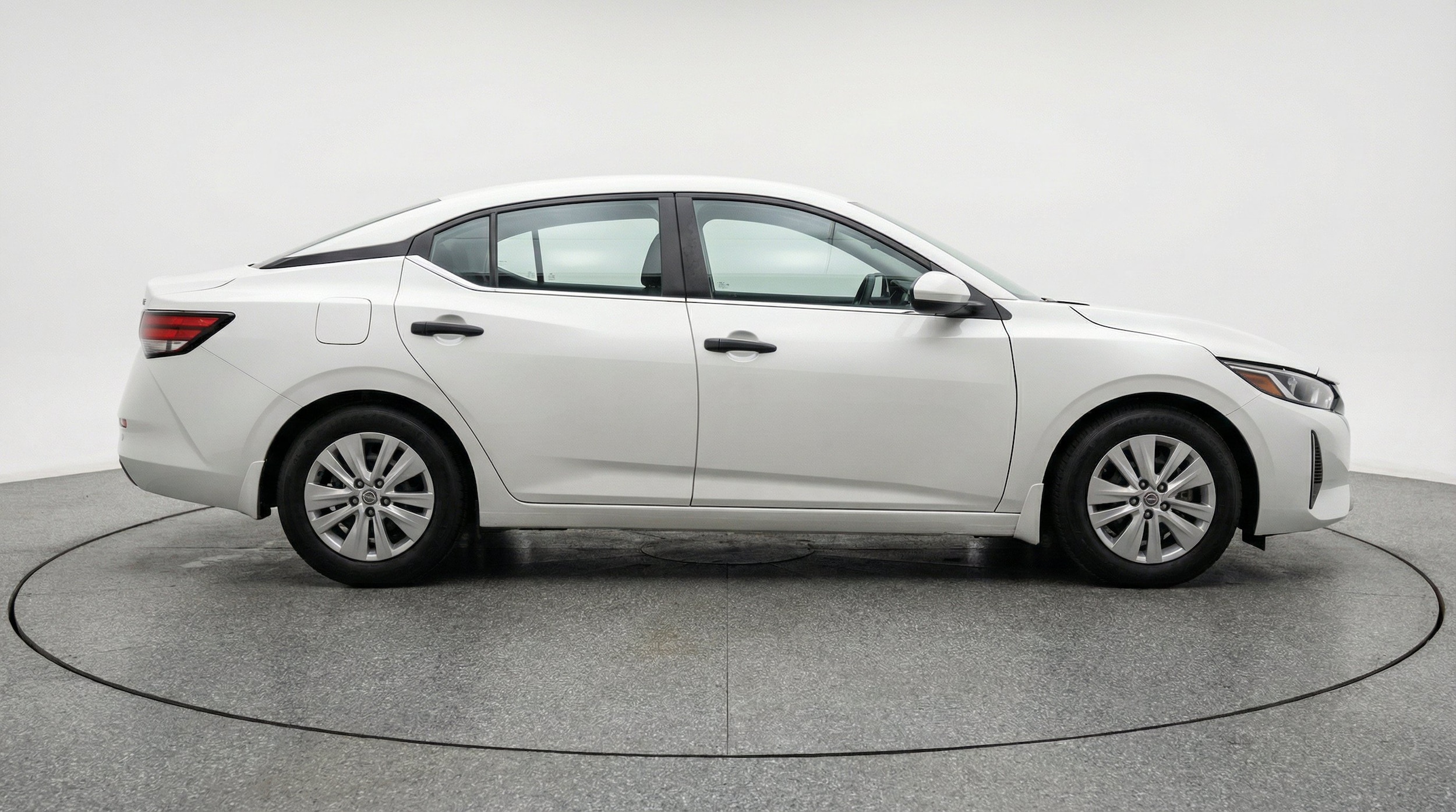 Thumbnail: 2025 Nissan Sentra - 10