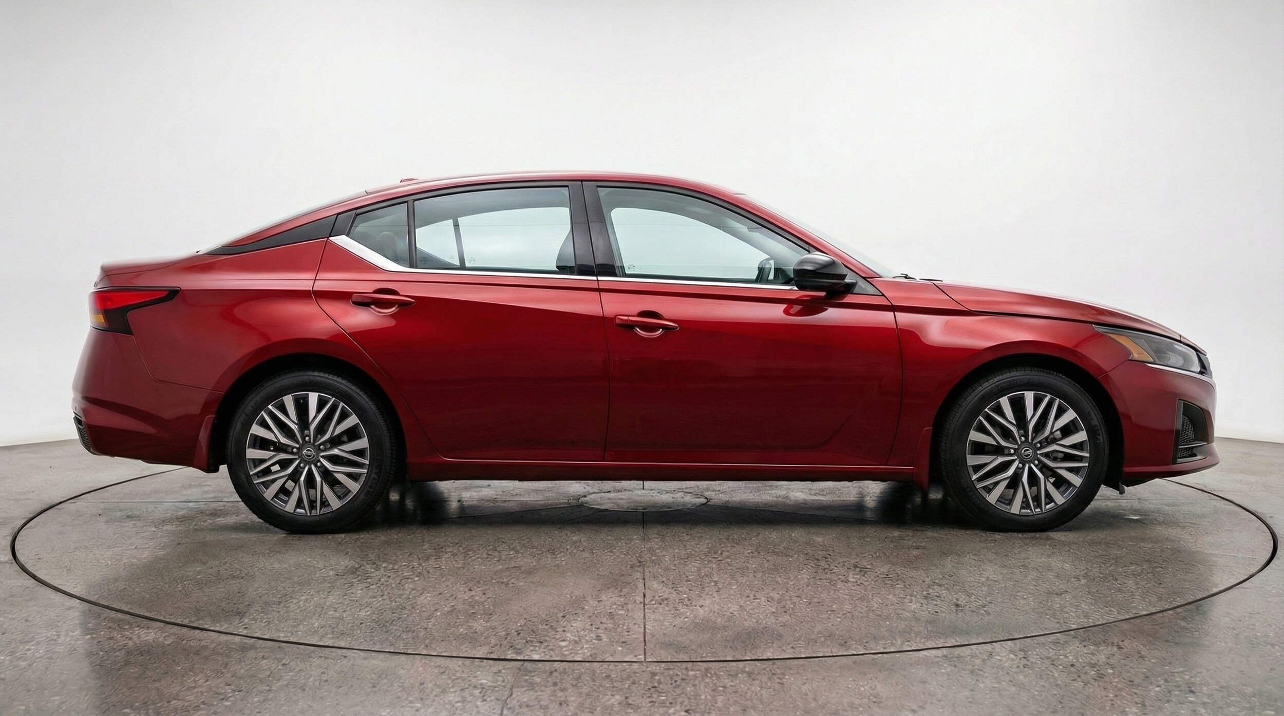 Thumbnail: 2025 Nissan Altima - 8