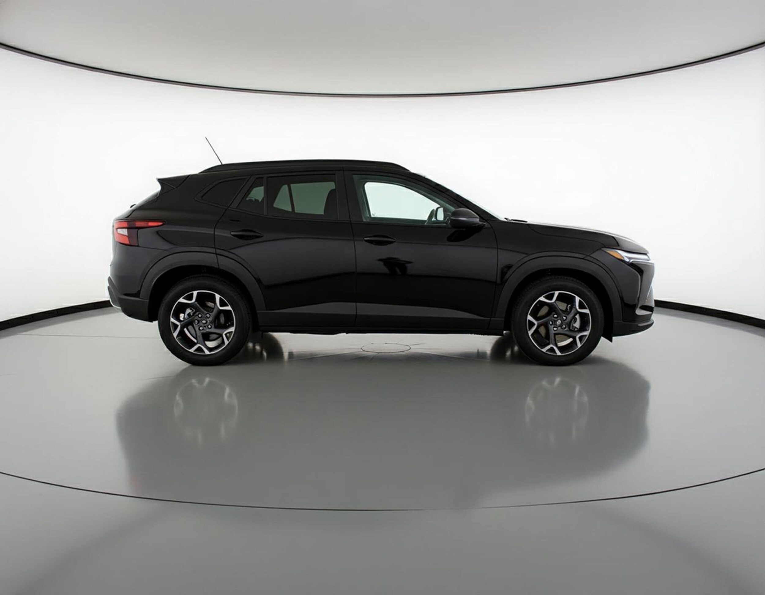Thumbnail: 2025 Chevrolet Trax - 11