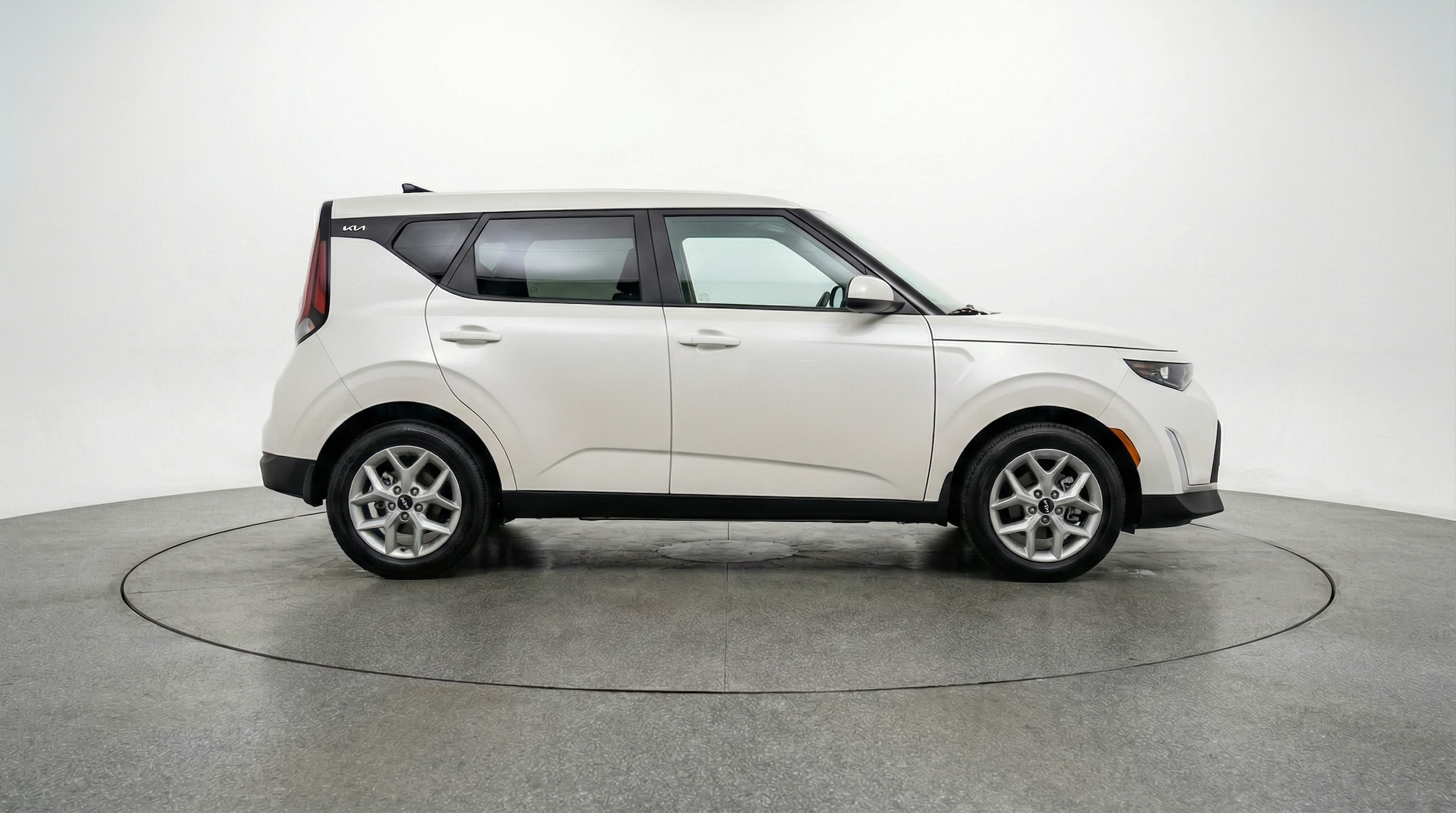 Thumbnail: 2025 Kia Soul - 8