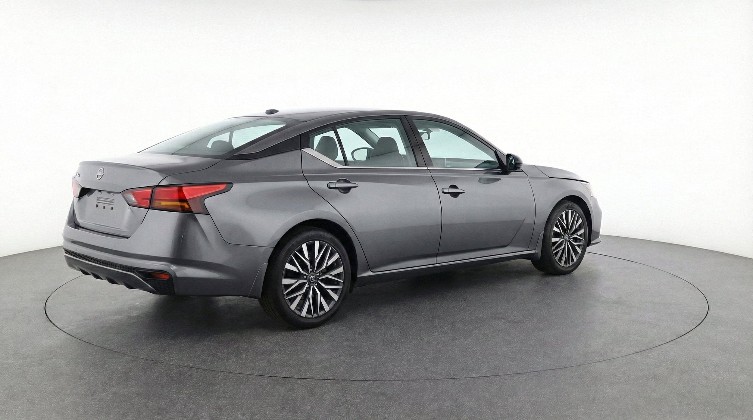 Thumbnail: 2025 Nissan Altima - 9