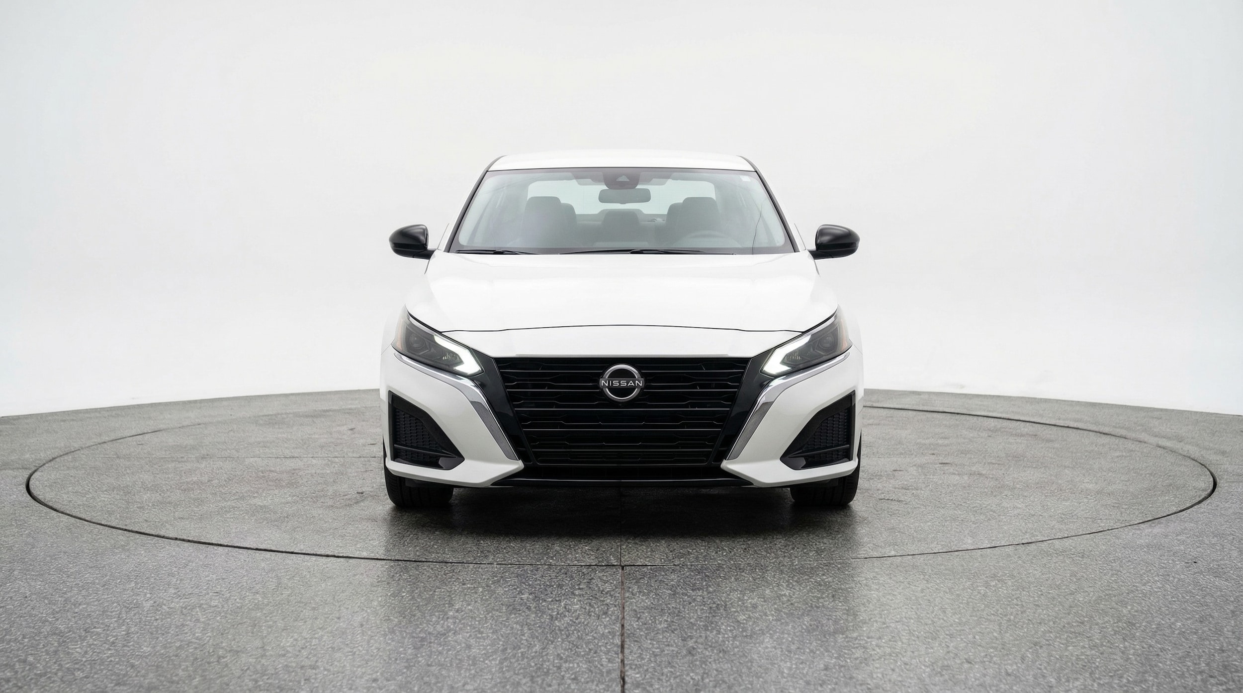 Thumbnail: 2025 Nissan Altima - 2