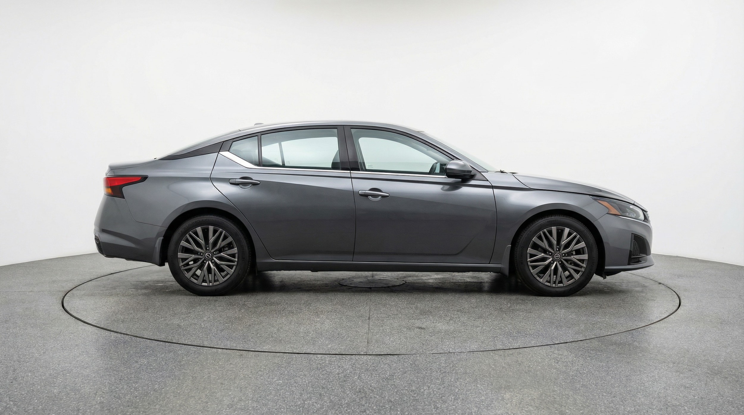 Thumbnail: 2025 Nissan Altima - 8