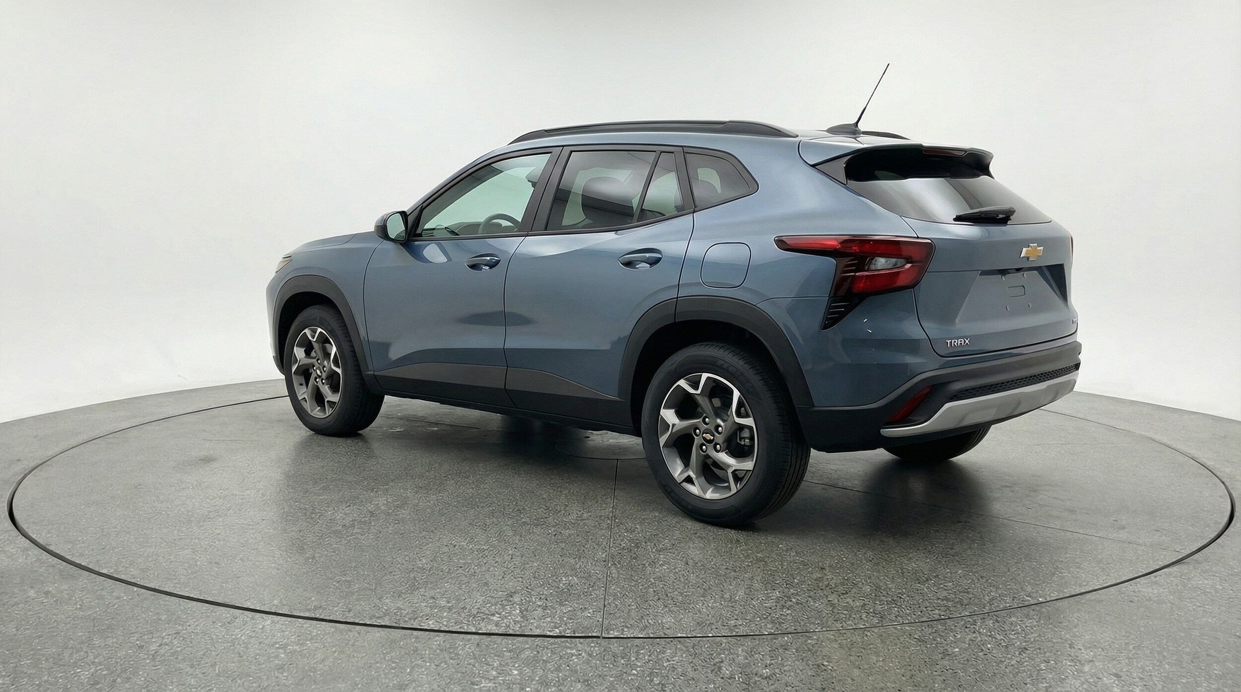 Thumbnail: 2025 Chevrolet Trax - 5