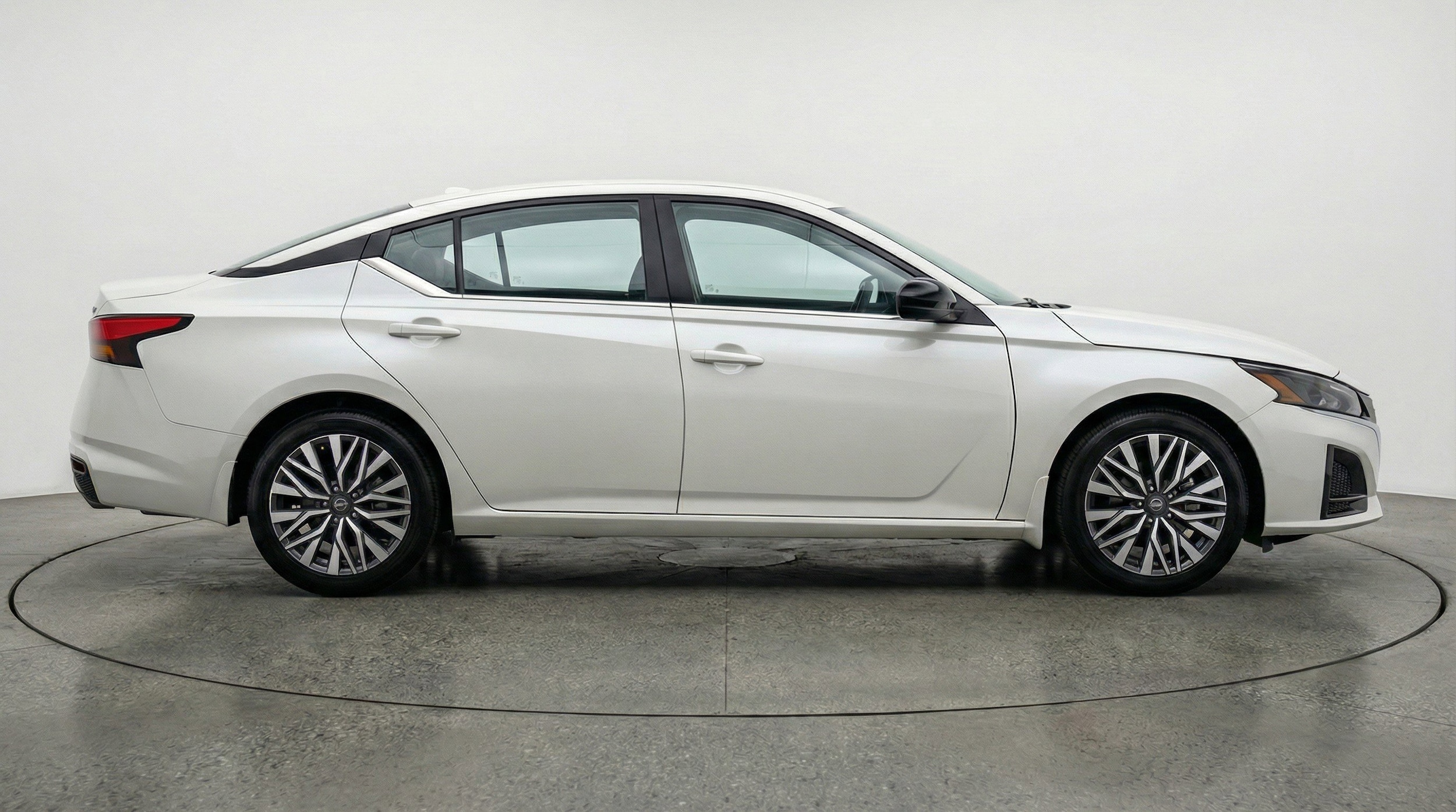 Thumbnail: 2025 Nissan Altima - 11