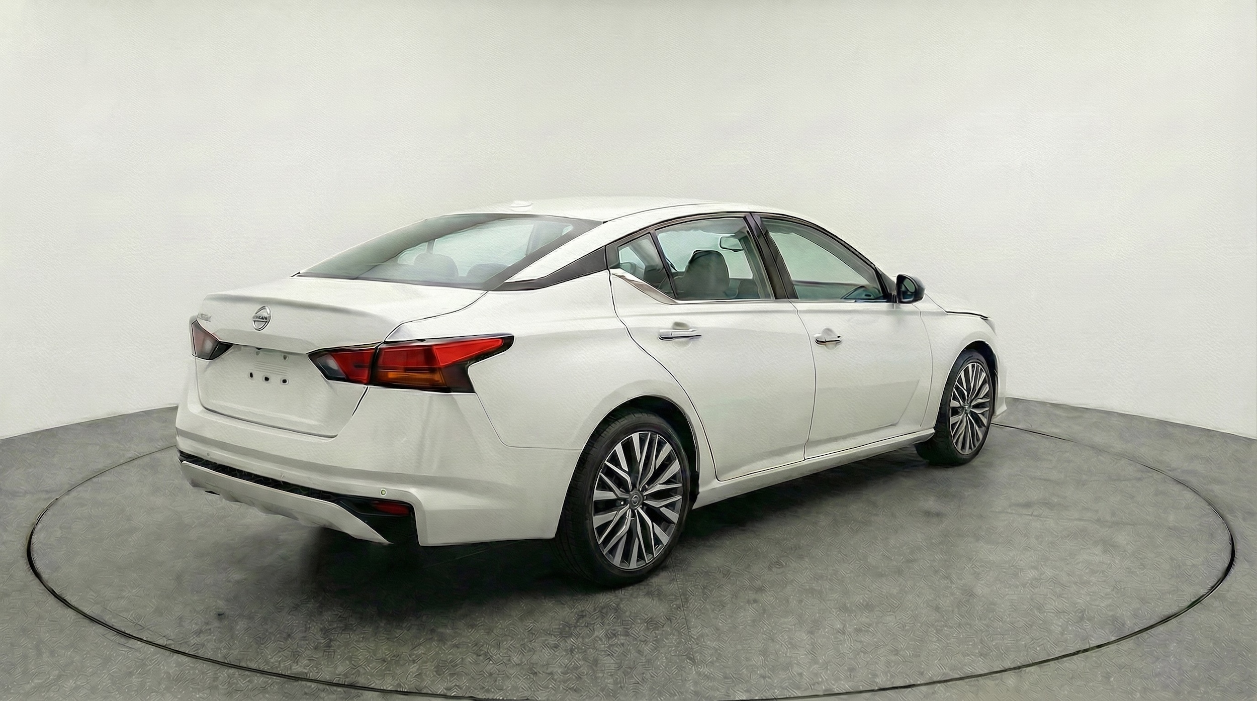 Thumbnail: 2025 Nissan Altima - 7