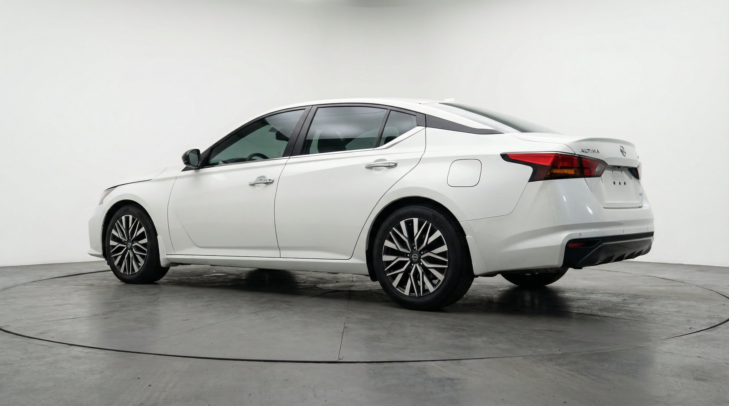 Thumbnail: 2025 Nissan Altima - 6