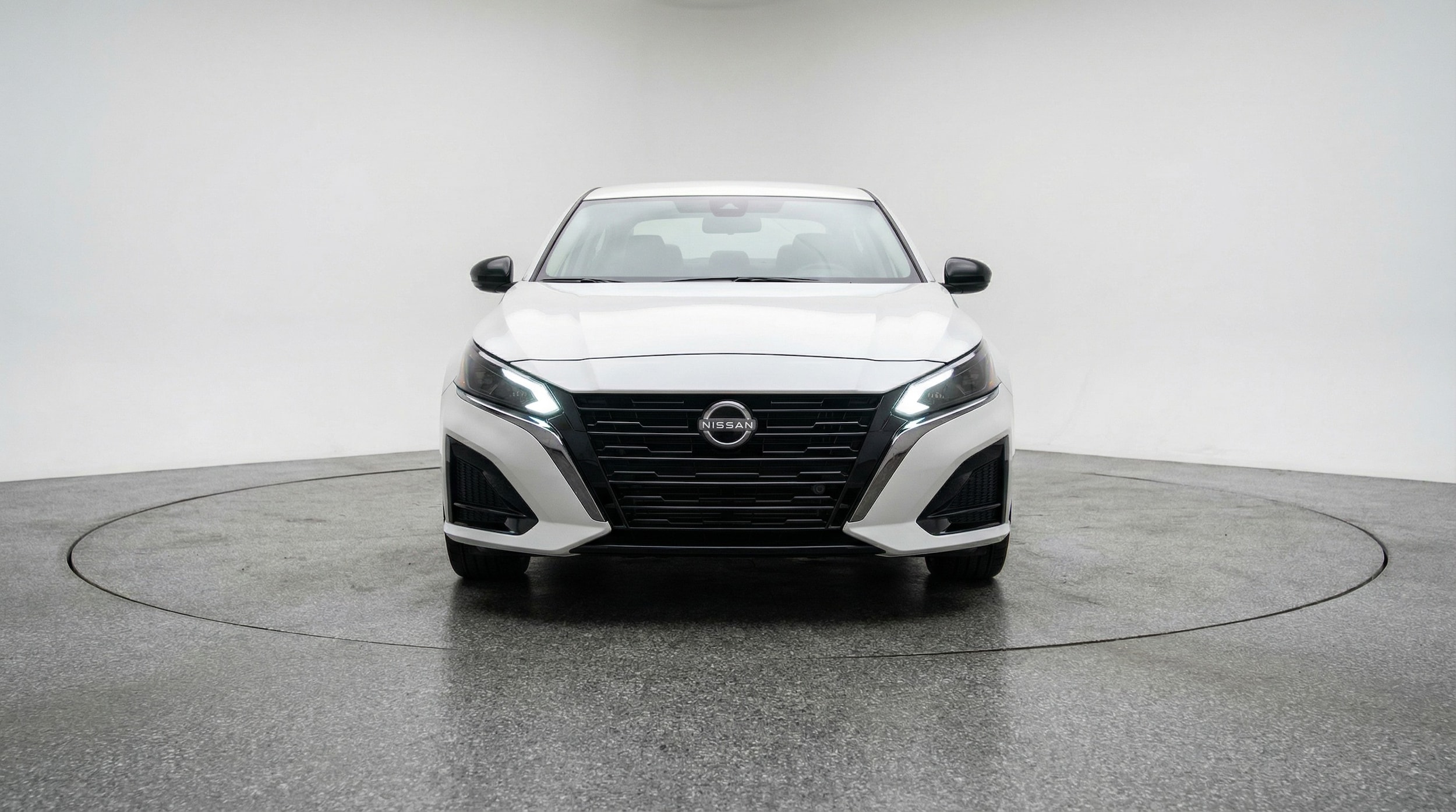 Thumbnail: 2025 Nissan Altima - 2