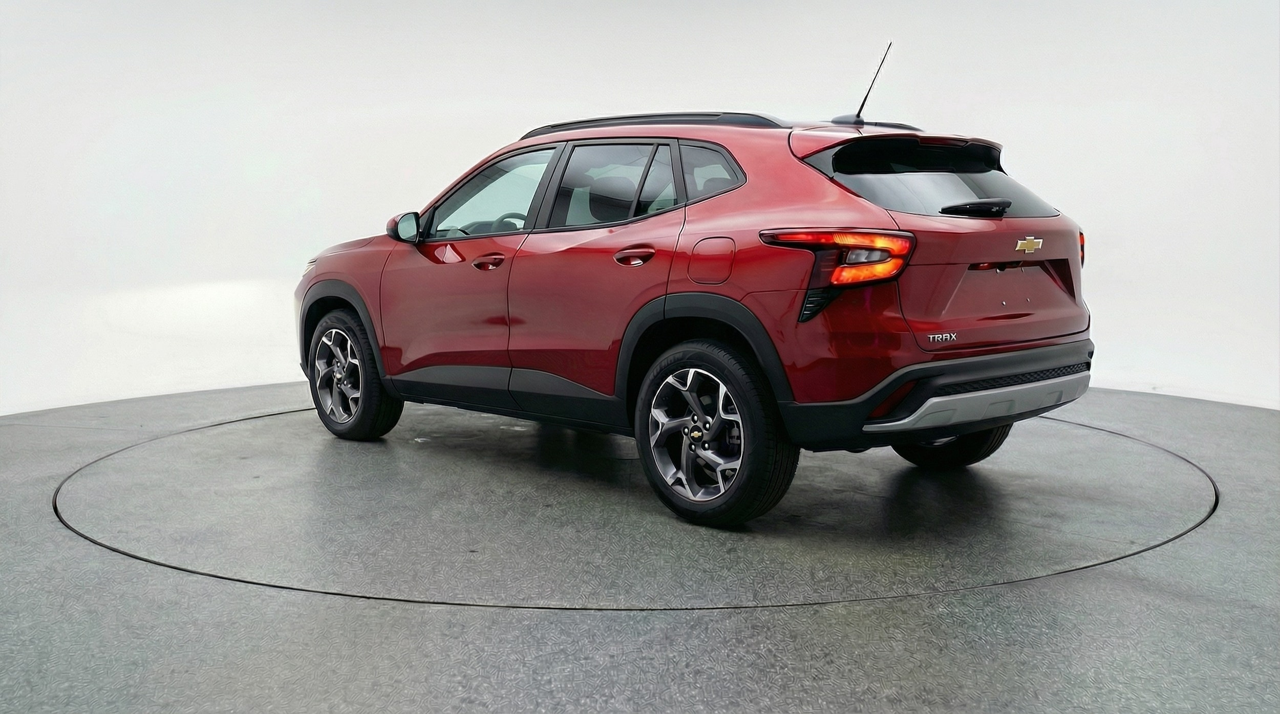 Thumbnail: 2025 Chevrolet Trax - 5