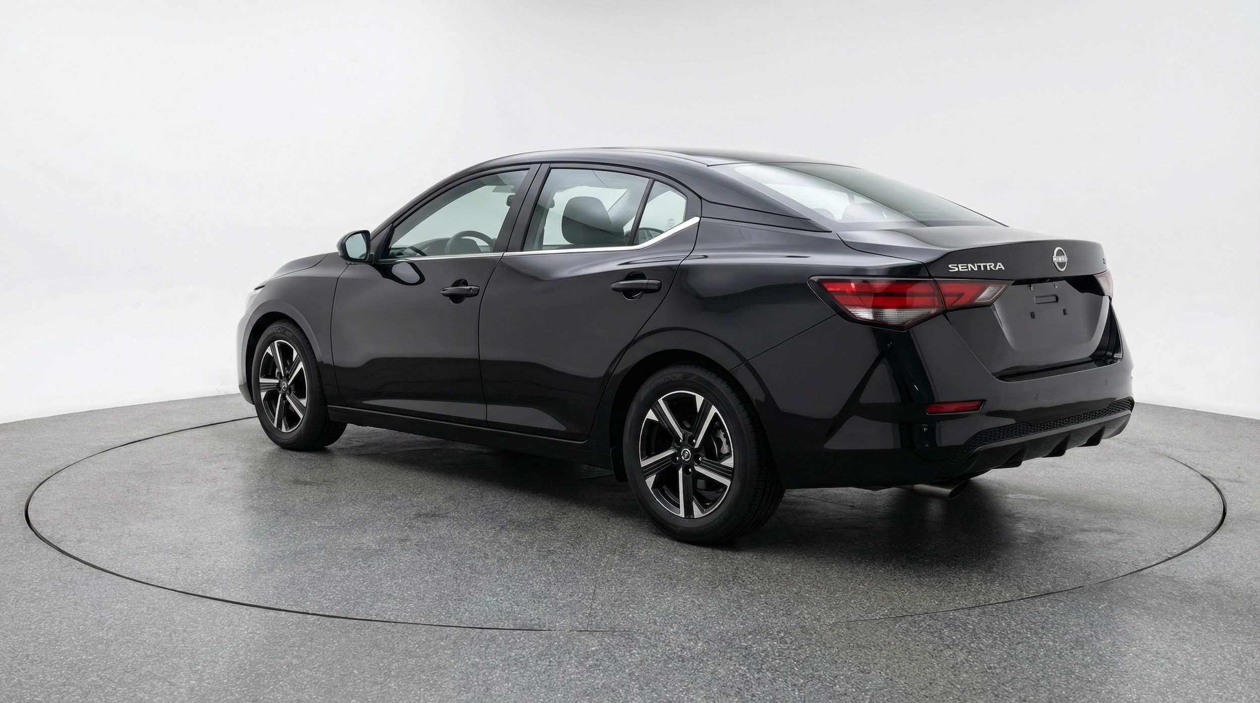 Thumbnail: 2025 Nissan Sentra - 5