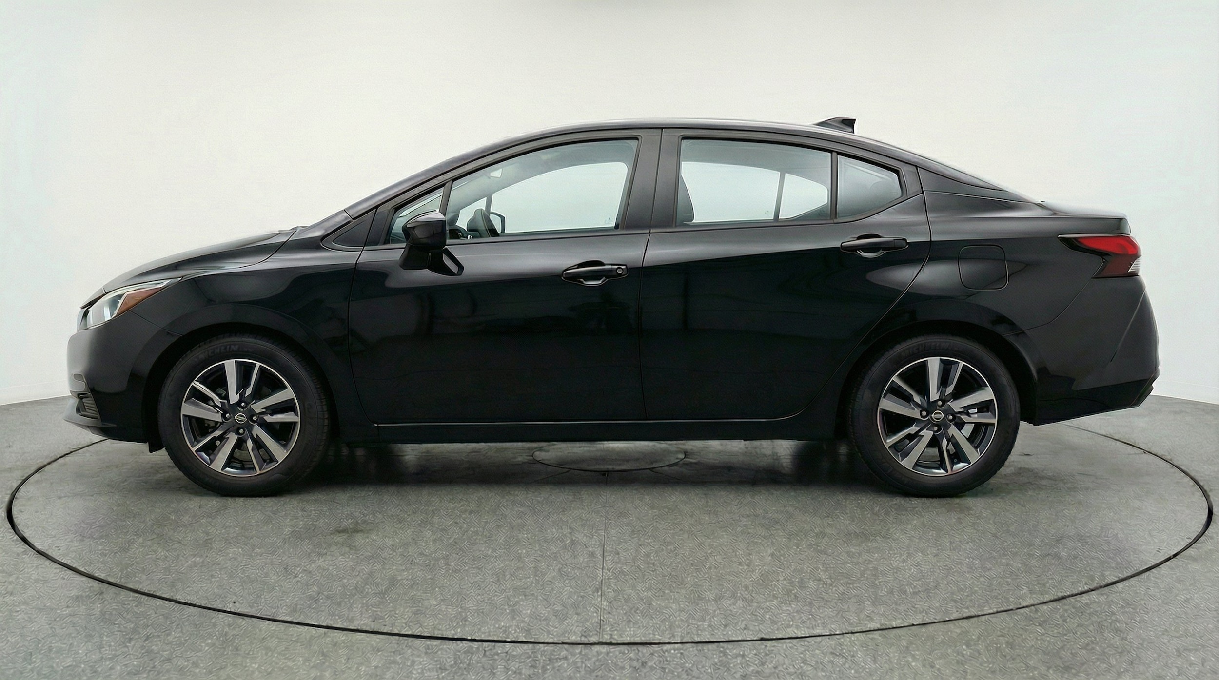 Thumbnail: 2025 Nissan Versa - 5