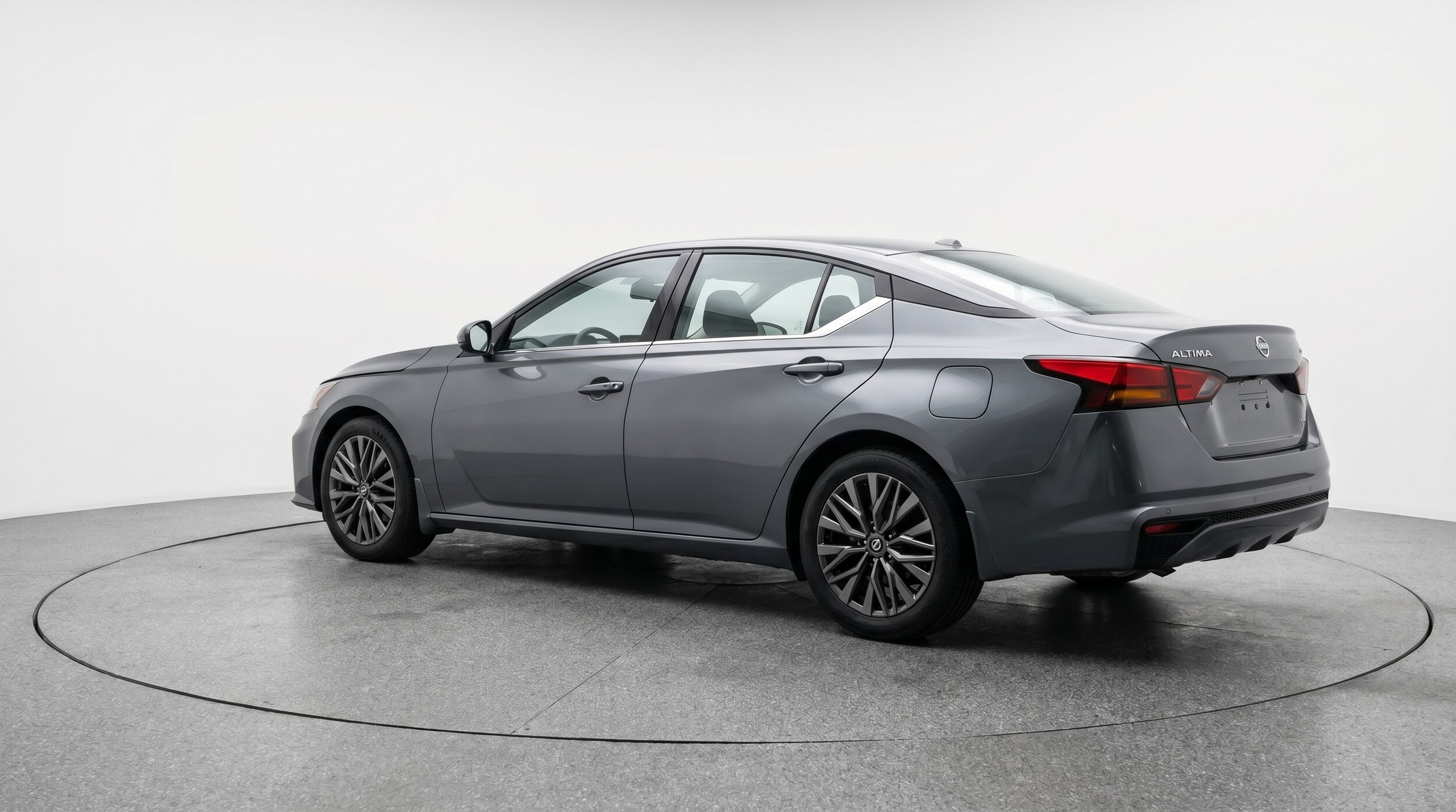 Thumbnail: 2025 Nissan Altima - 5