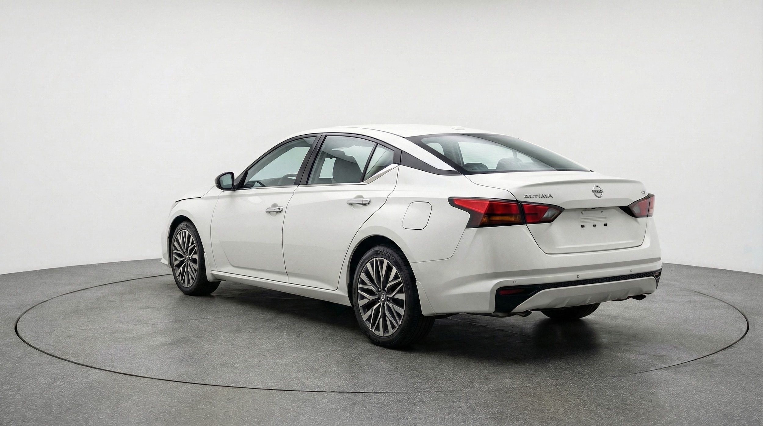 Thumbnail: 2025 Nissan Altima - 5