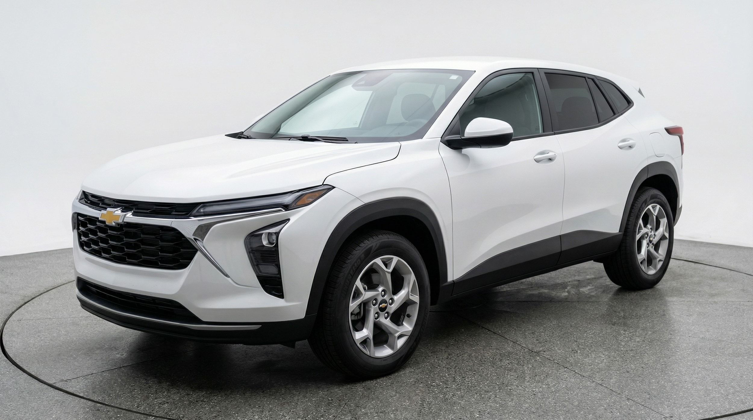 Thumbnail: 2025 Chevrolet Trax - 3