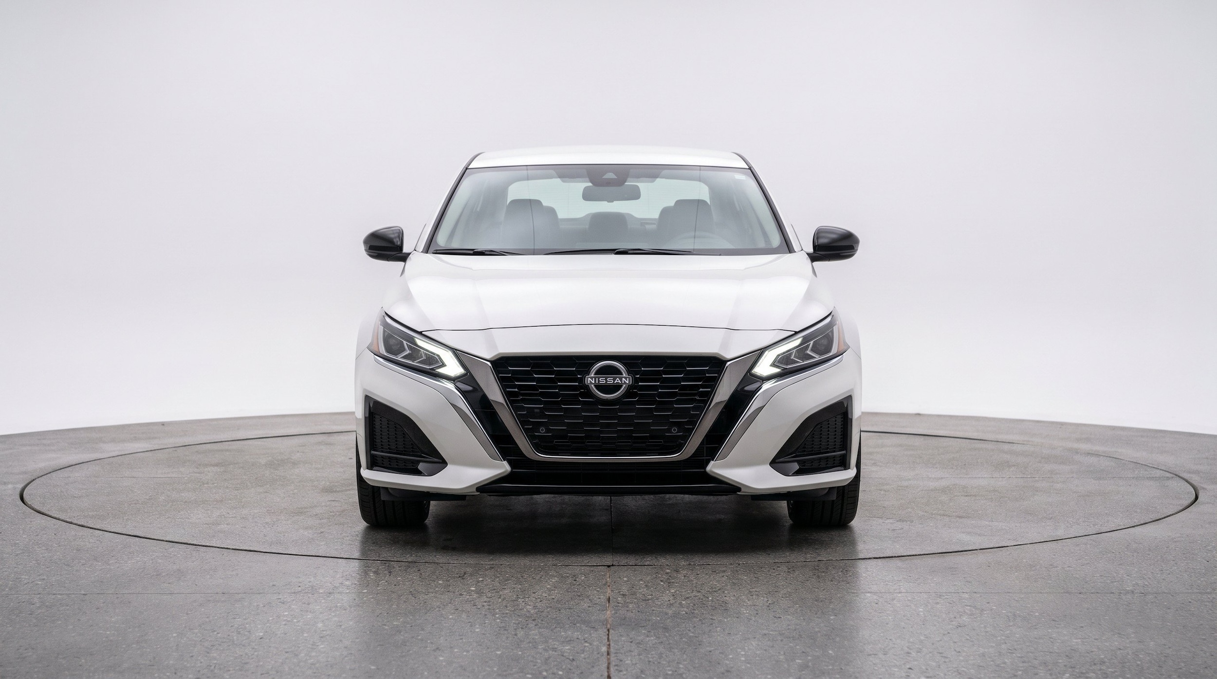 Thumbnail: 2025 Nissan Altima - 2