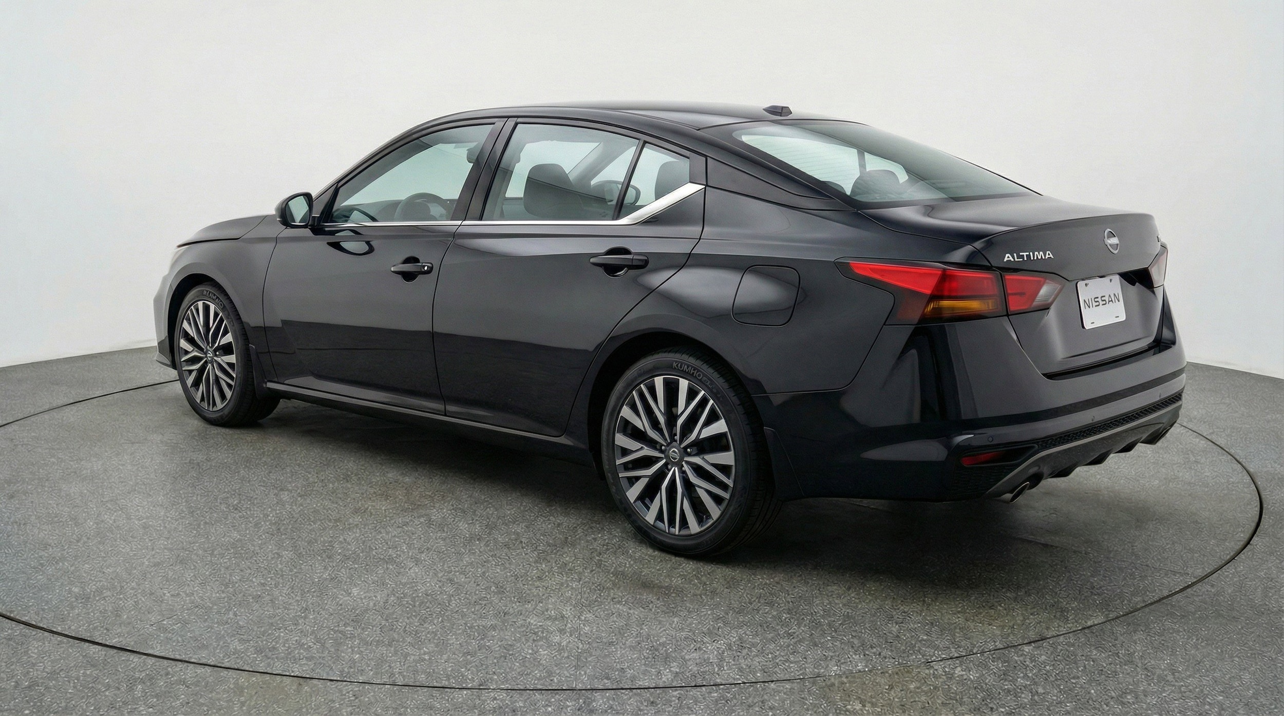 Thumbnail: 2025 Nissan Altima - 6