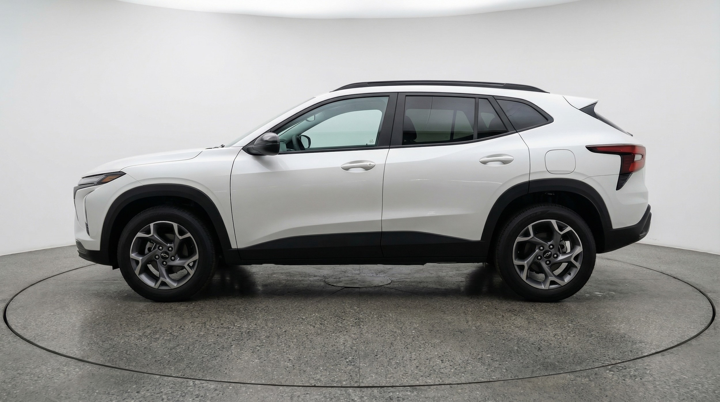 Thumbnail: 2025 Chevrolet Trax - 4
