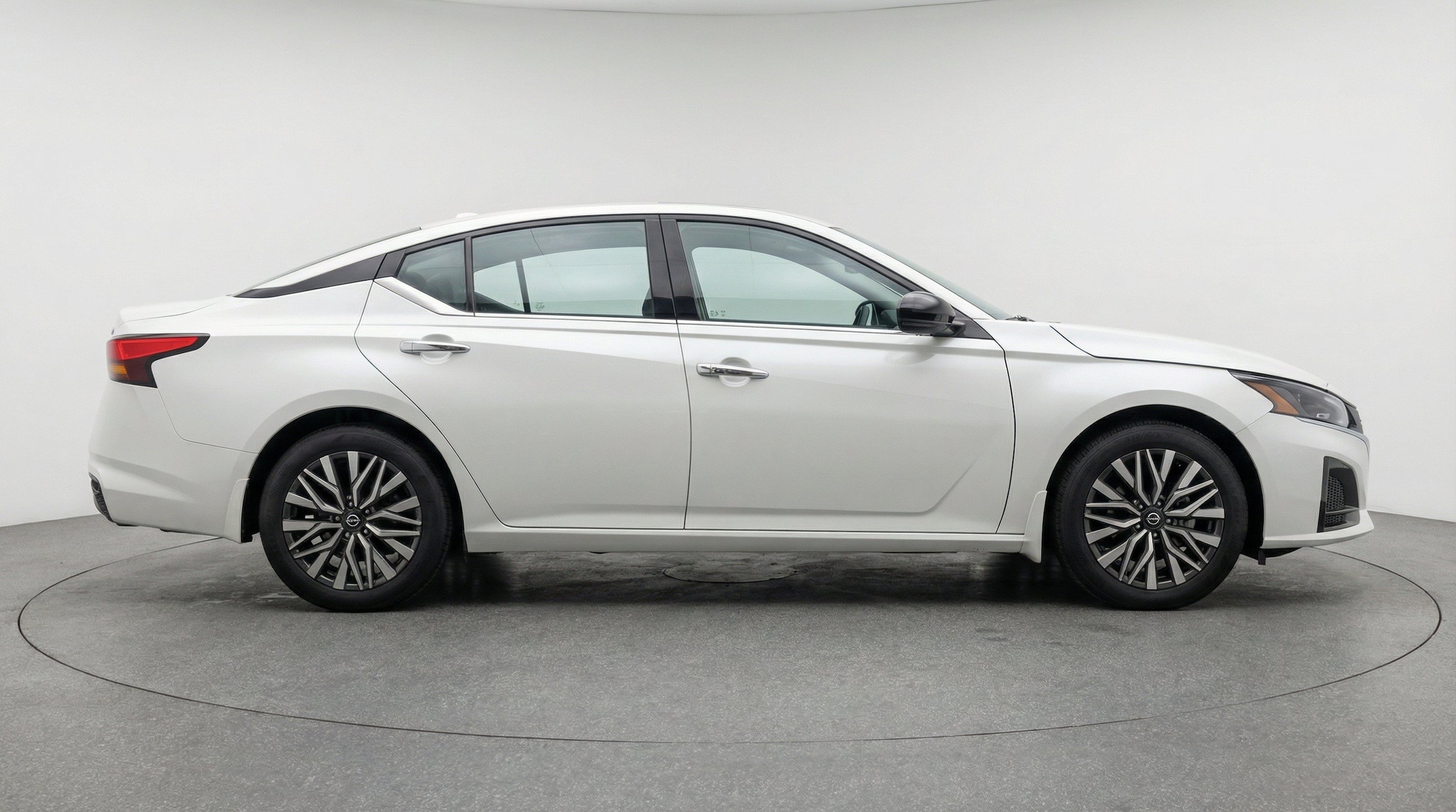Thumbnail: 2025 Nissan Altima - 11