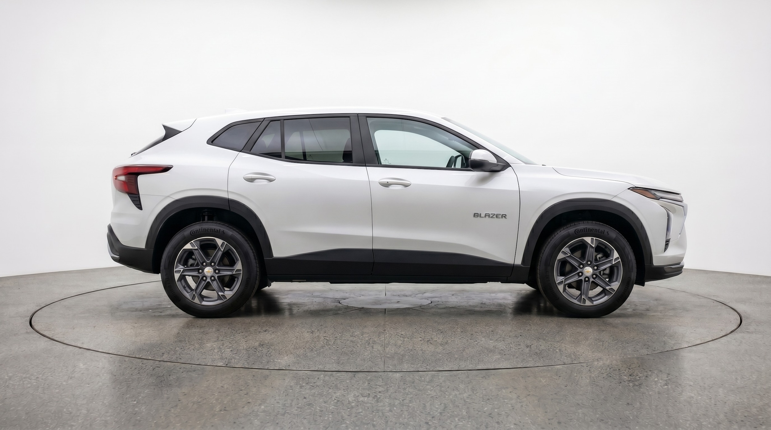 Thumbnail: 2025 Chevrolet Blazer - 8