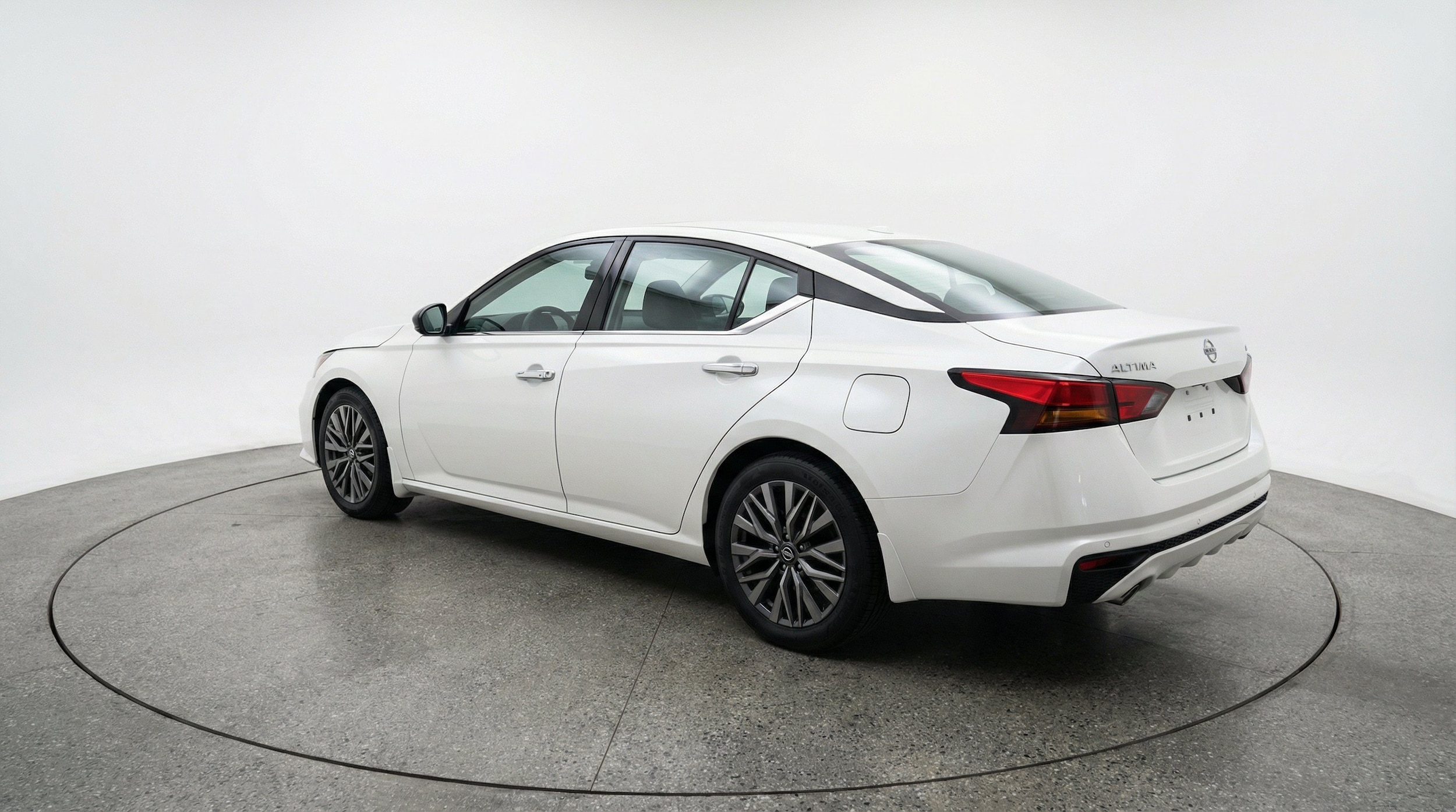 Thumbnail: 2025 Nissan Altima - 6