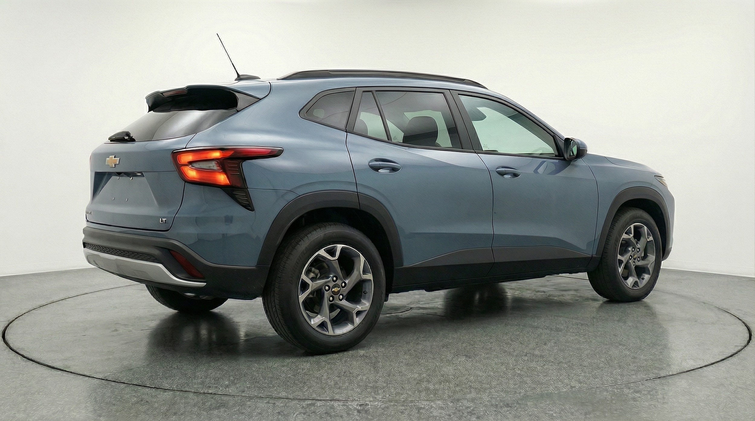 Thumbnail: 2025 Chevrolet Trax - 7
