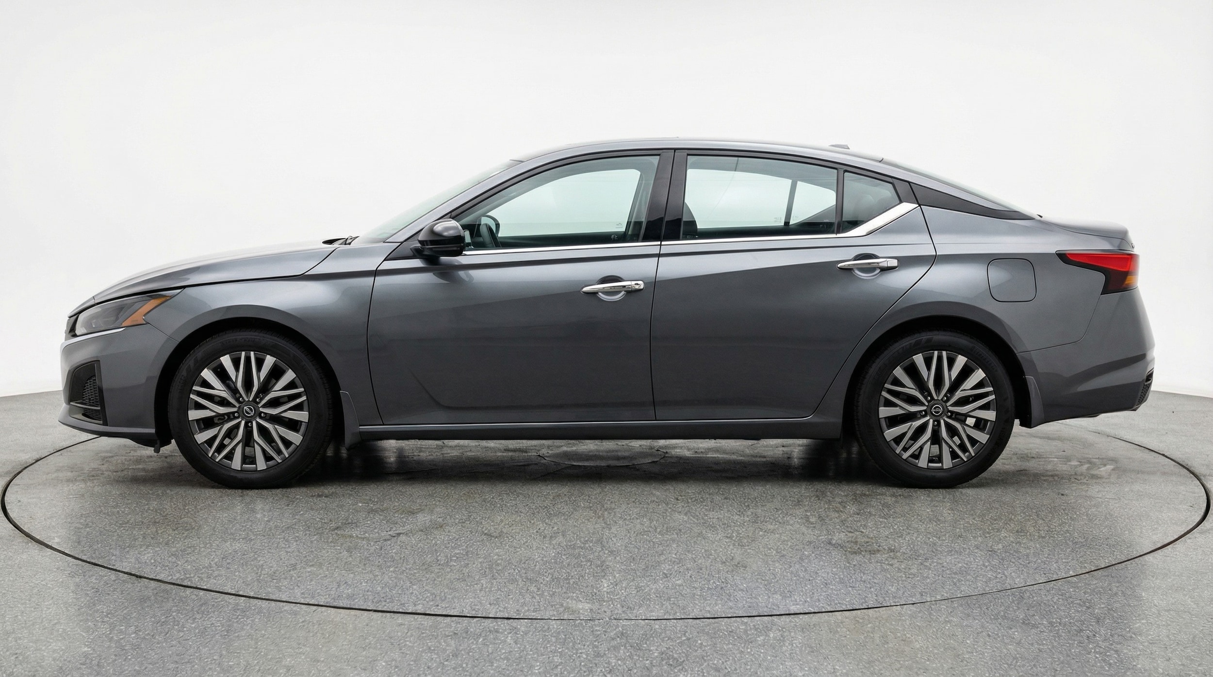 Thumbnail: 2025 Nissan Altima - 4