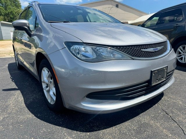 2018 Chrysler Pacifica Touring Minivan/Van