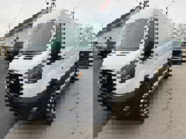 2024 Ford Transit photo 2