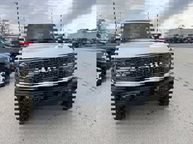 2025 Ford Bronco Badlands photo 3