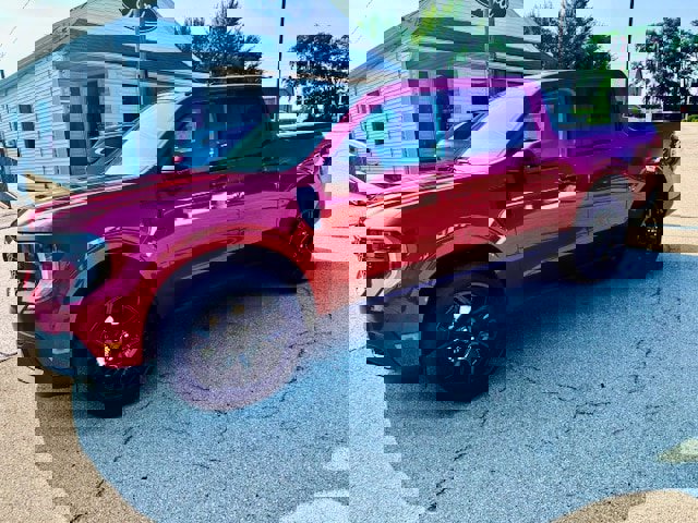2025 Ford Maverick Lariat photo 2