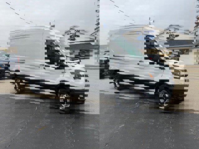2024 Ford Transit photo 3