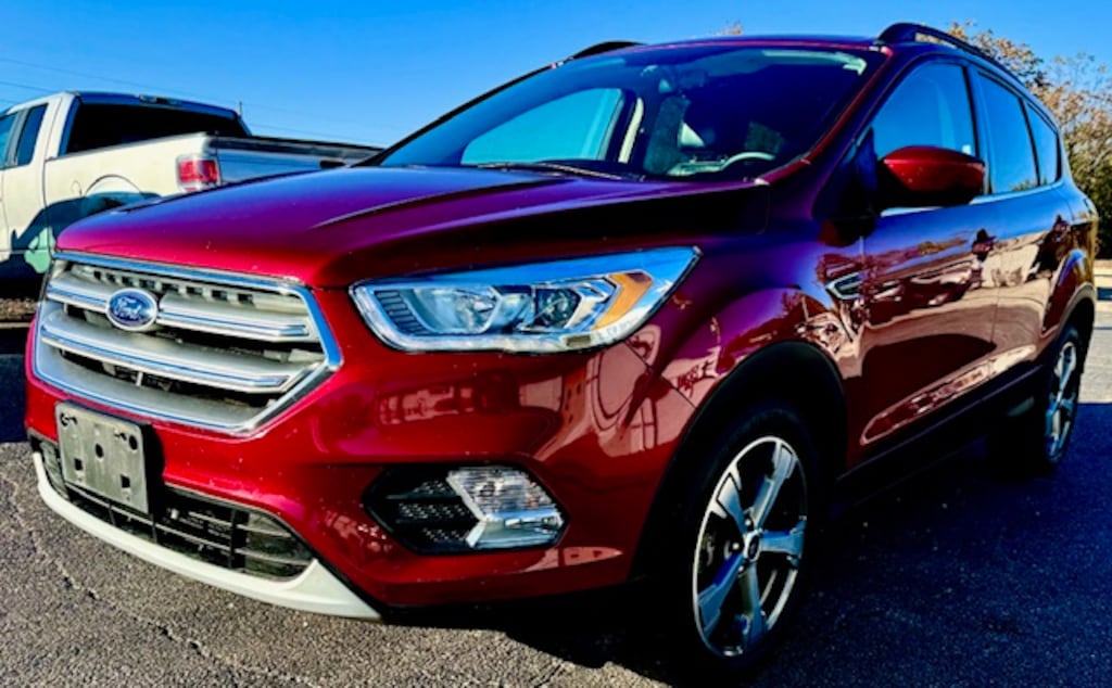 Used 2017 Ford Escape SE SUV