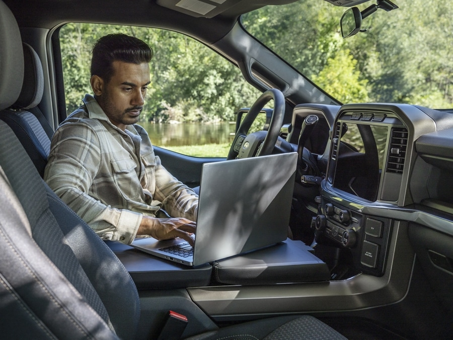  2025 Ford F-150 Technology