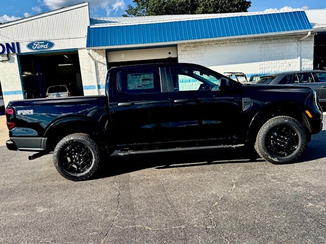 2025 Ford Ranger XLT photo 2